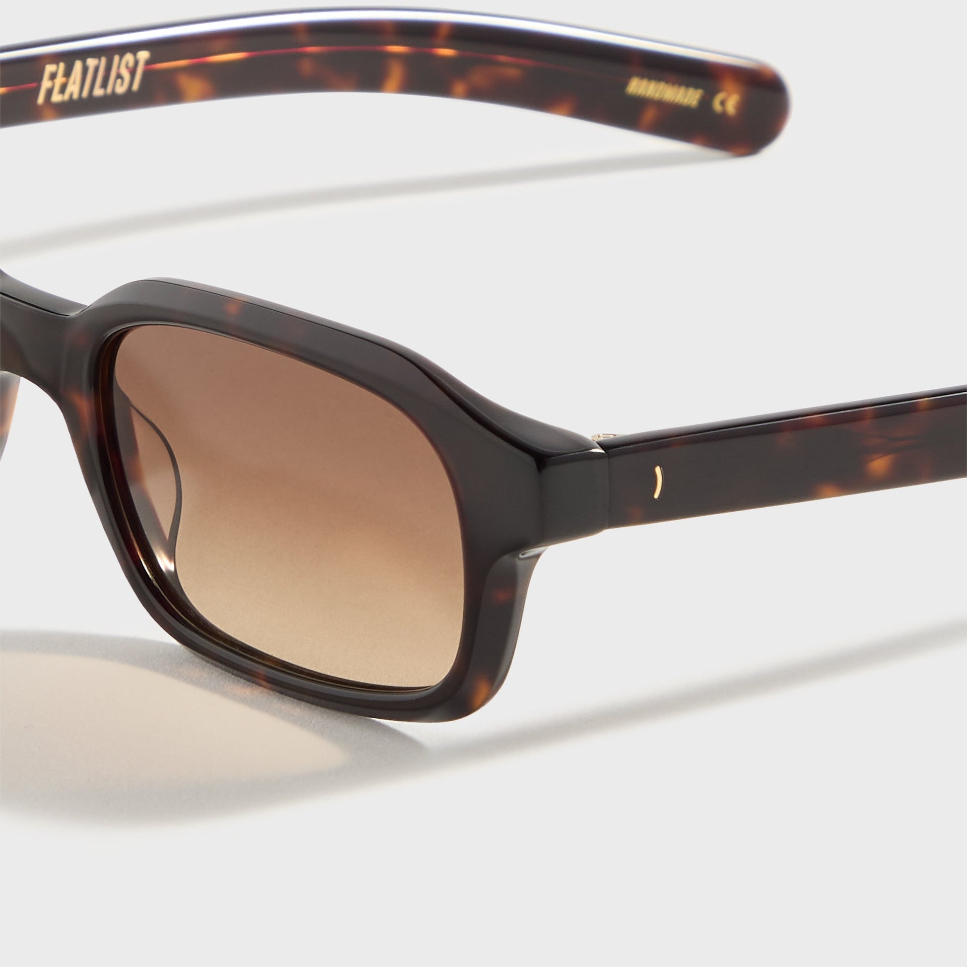 Flatlist Hanky Sunglasses - Dark Tortoise / Brown Gradient Lens