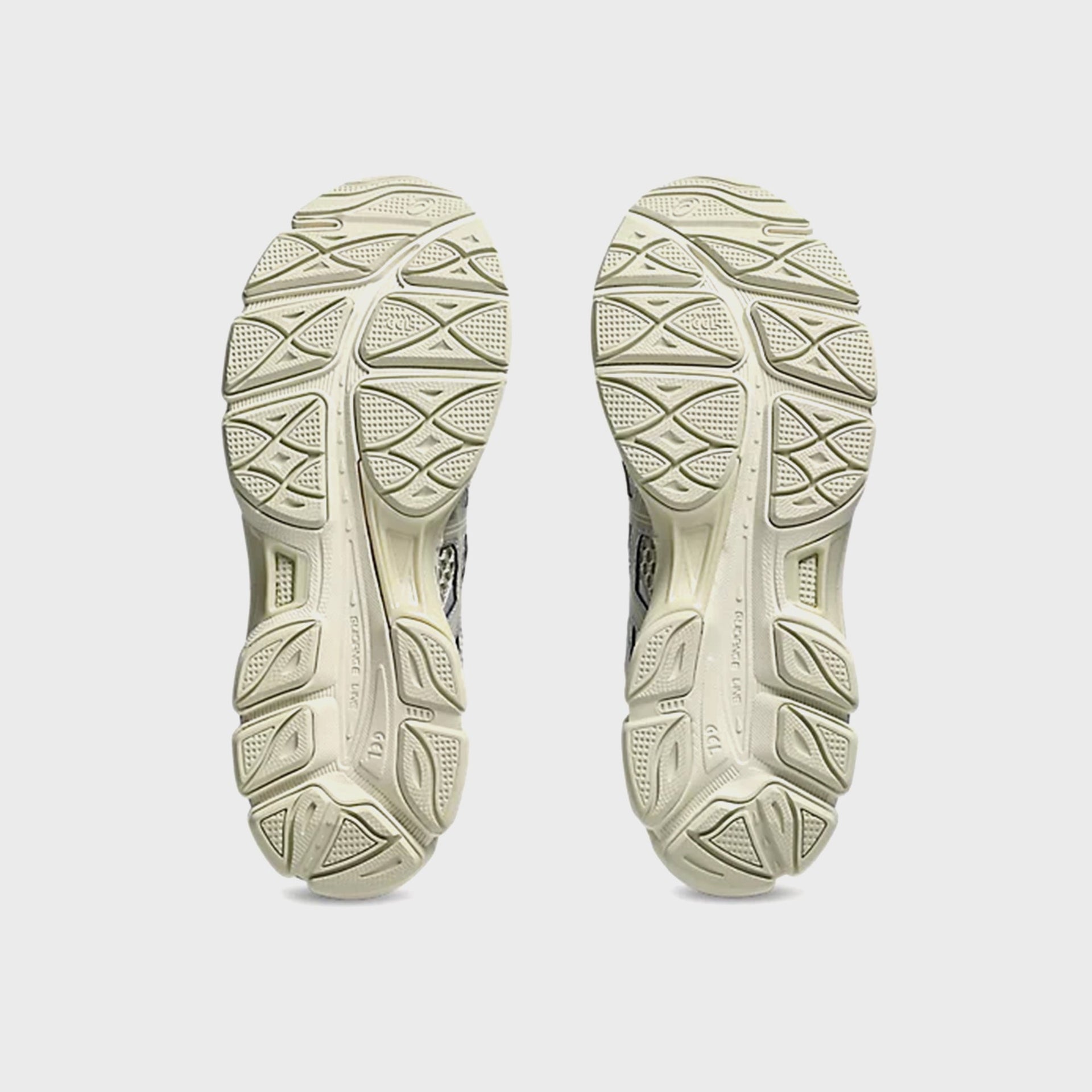 ASICS Gel-Cumulus 16 - Dried Leaf Green