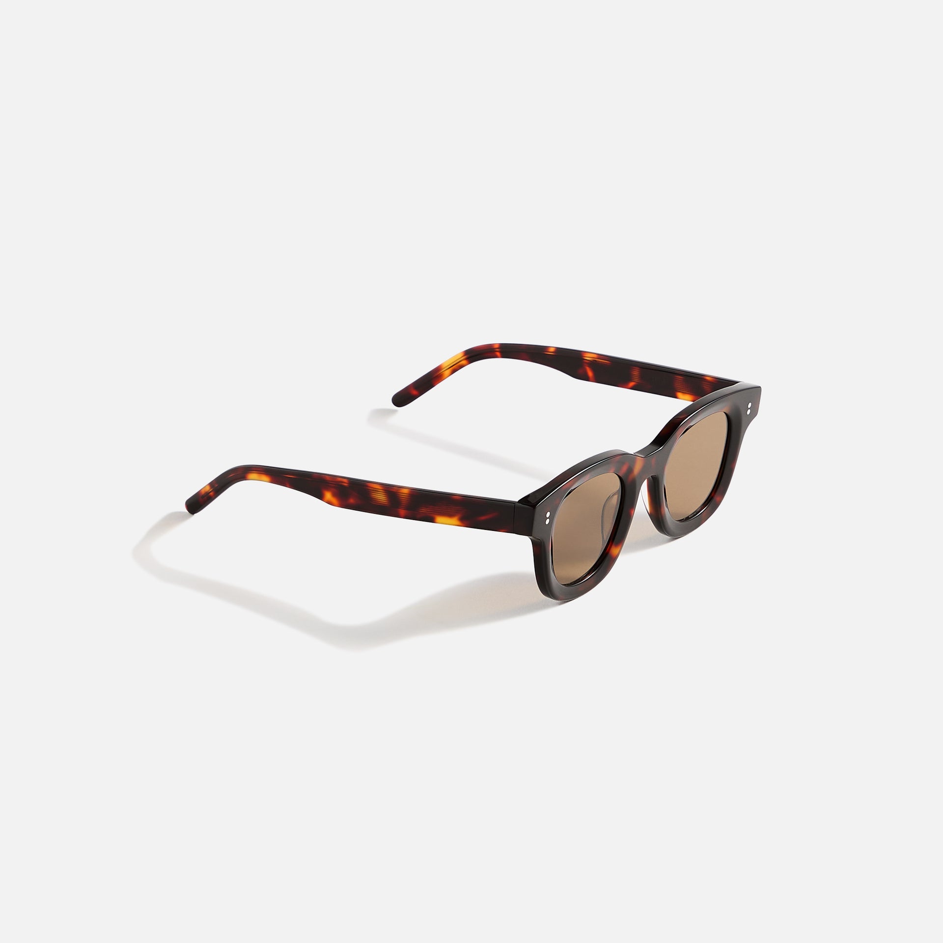 AKILA Apollo Sunglasses in Tortoise / Brown