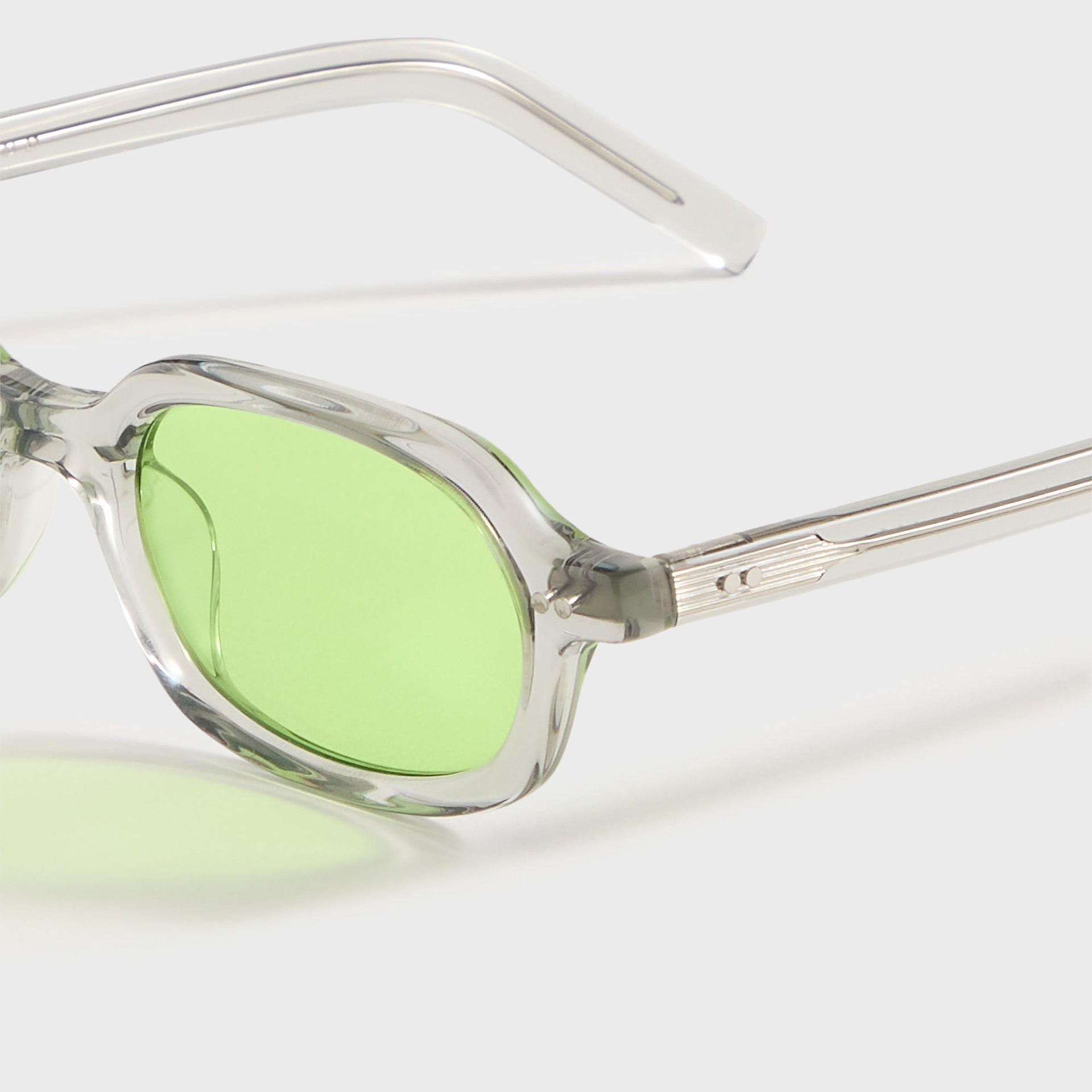 AKILA Psyche Sunglasses in Grey / Apple Green