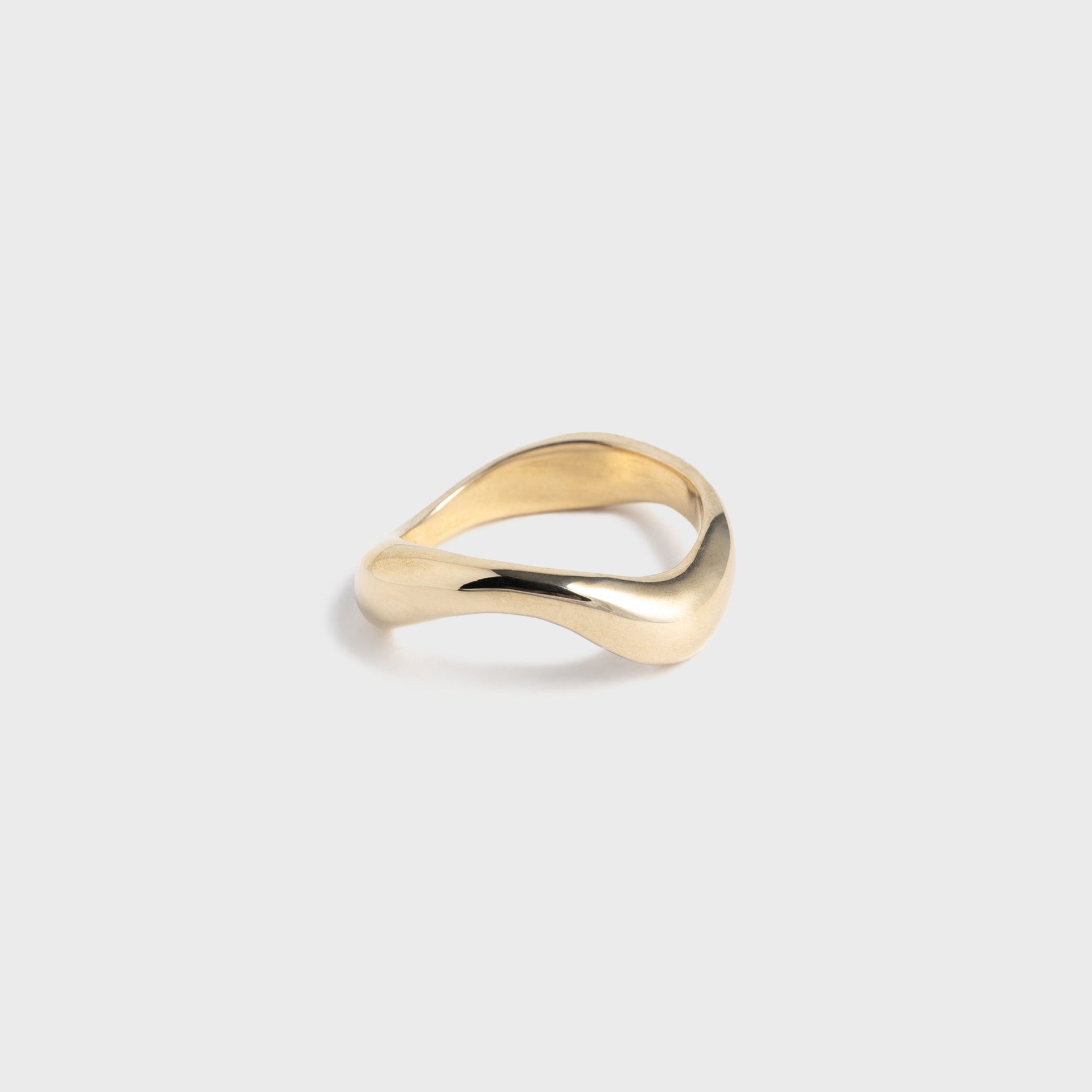 Faris River Ring in Gold