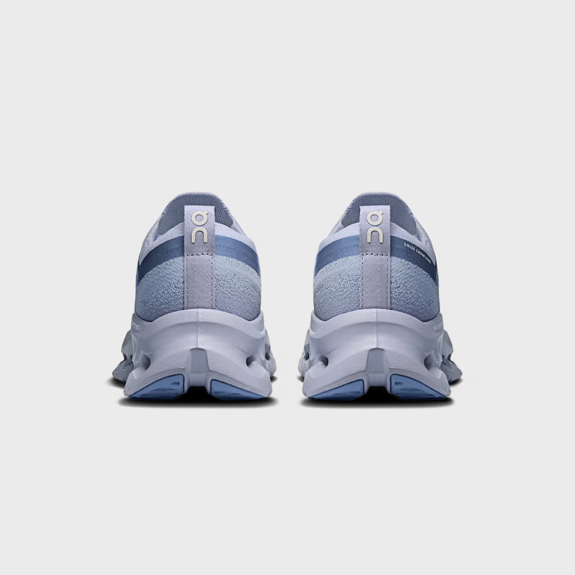 On Running WMNS Cloudtilt Moon - Nimbus