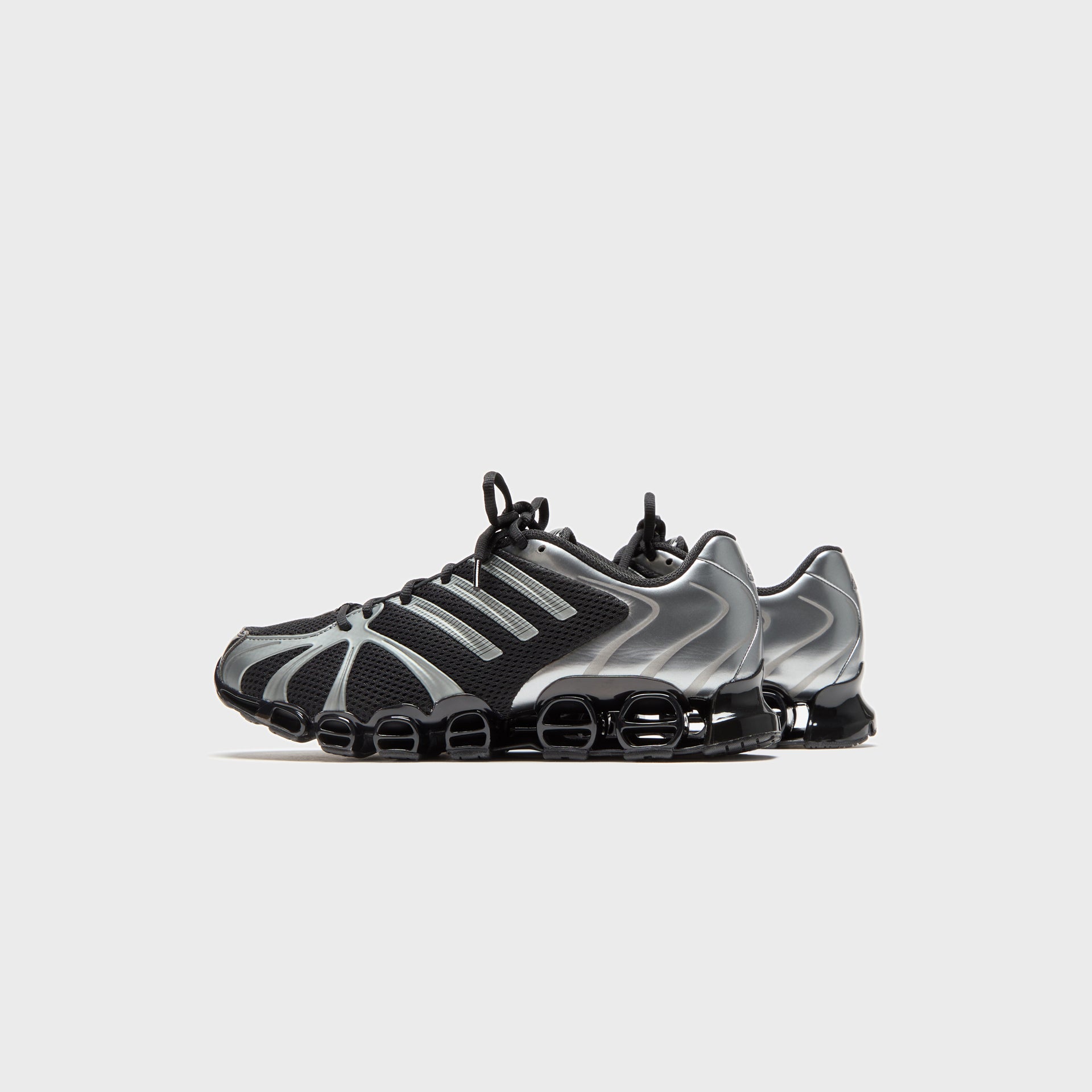 adidas WMNS Mega Ghostride - Core Black / Iron Metallic / Core Black