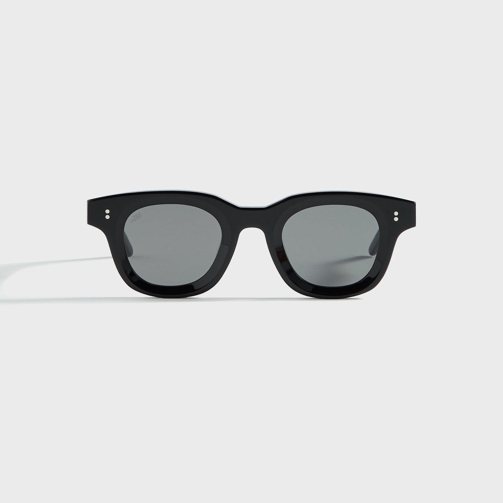 AKILA Apollo Sunglasses - Black / Black