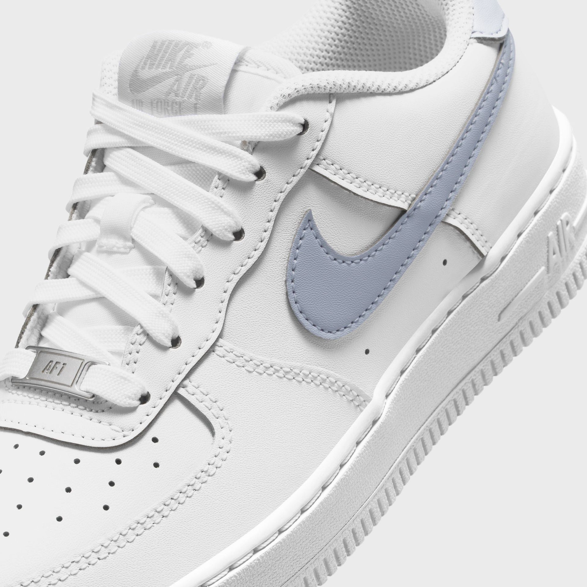 Nike GS Air Force 1 - White / Ghost