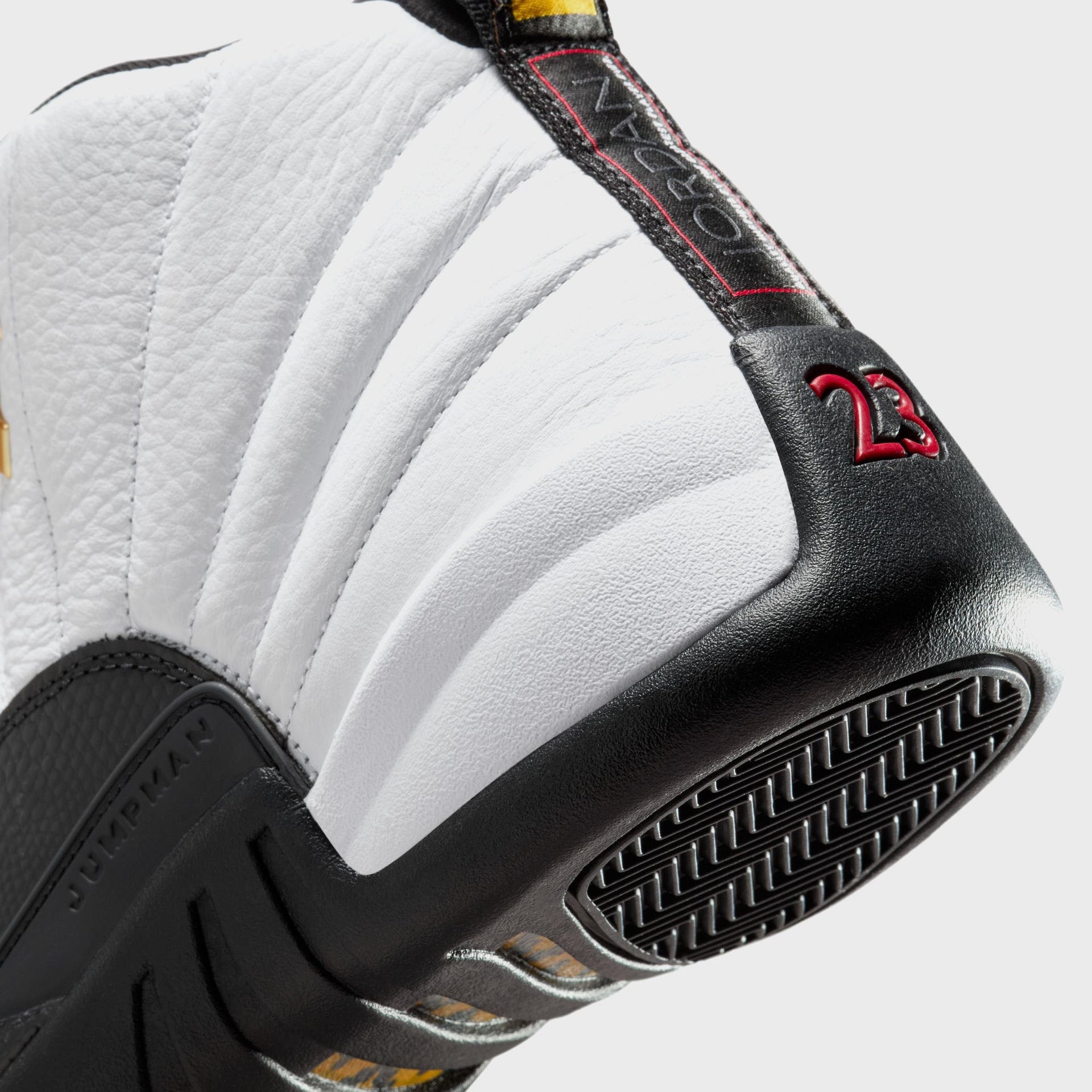 Jordan Air Jordan 12 Retro - White / Black / Taxi