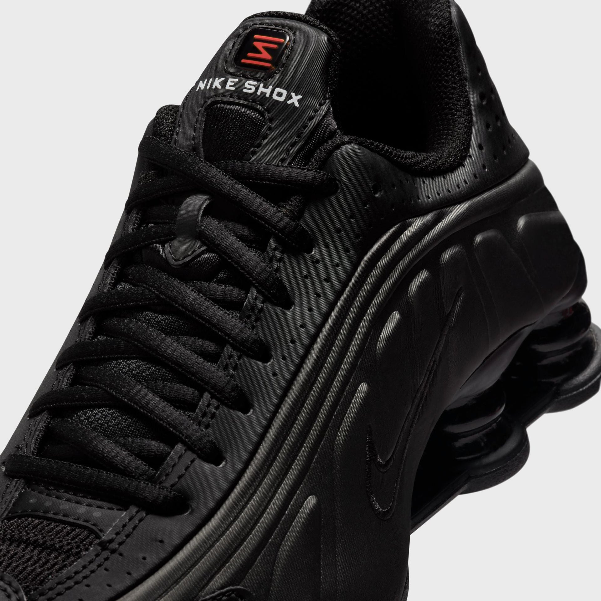Nike GS Shox R4 - Black / Black / Black / Bright Crimson