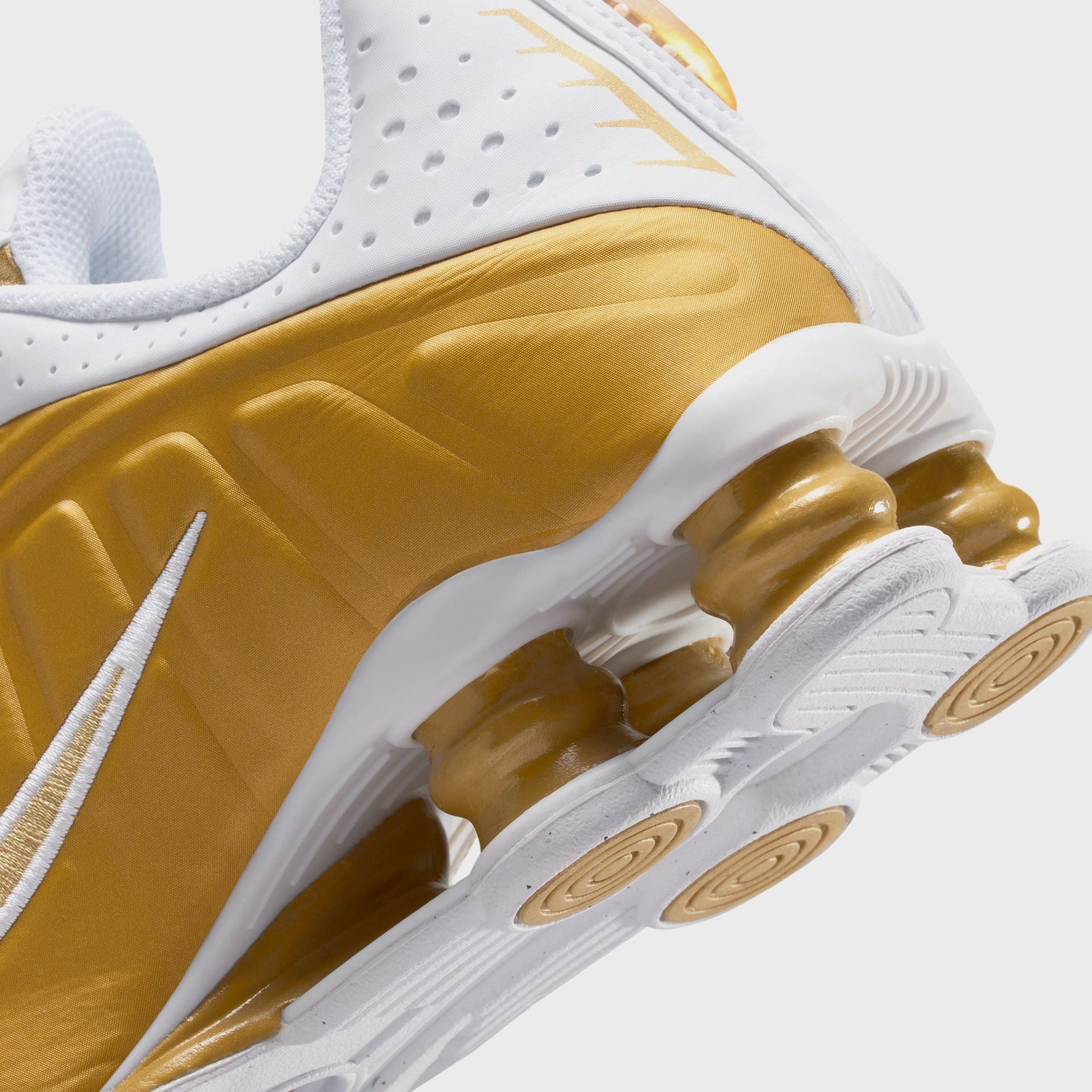 Nike GS Shox R4 - Metallic Gold / Metallic Gold / White