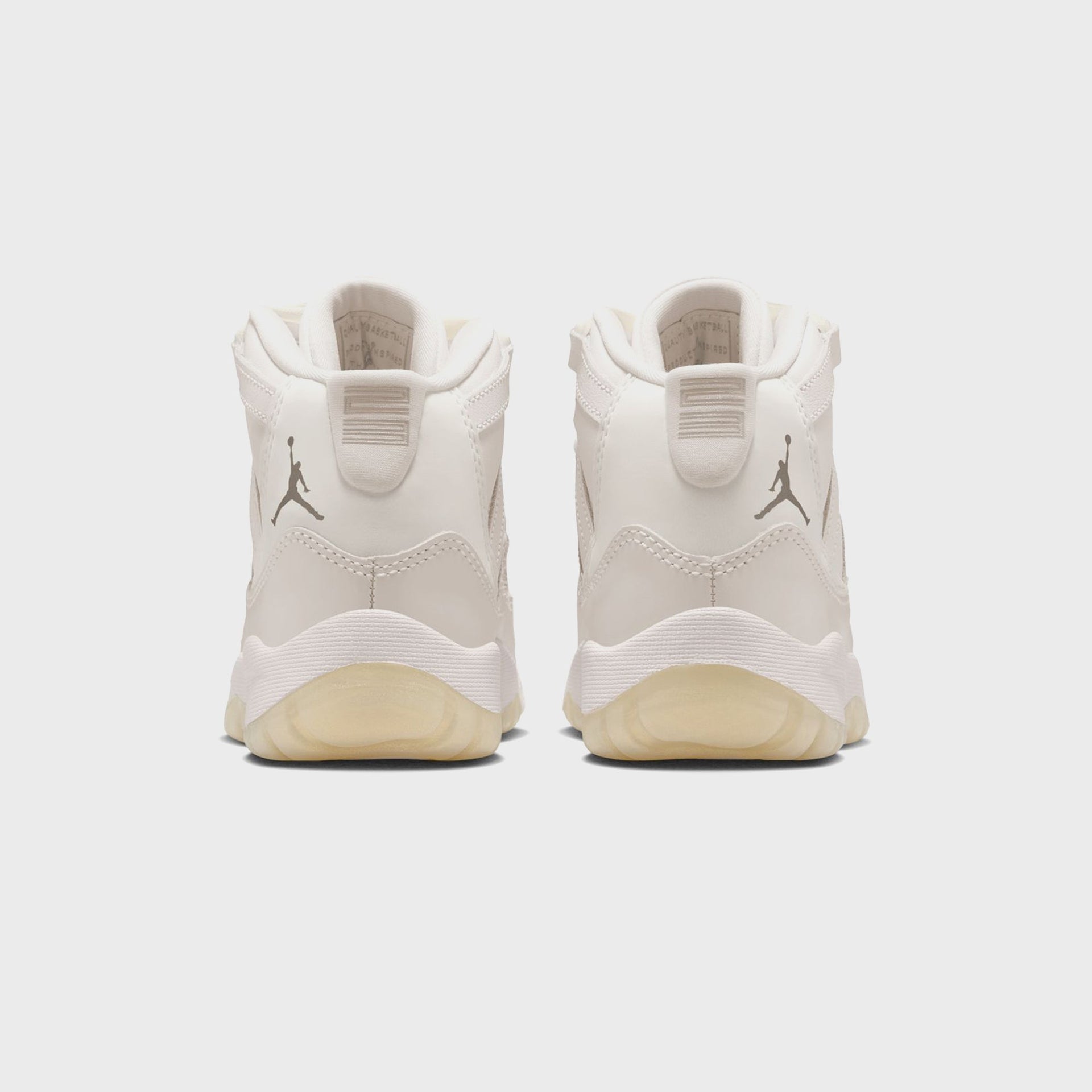 Jordan Air Jordan 11 Retro - Sail / Pearl Grey / White / Metallic Silver