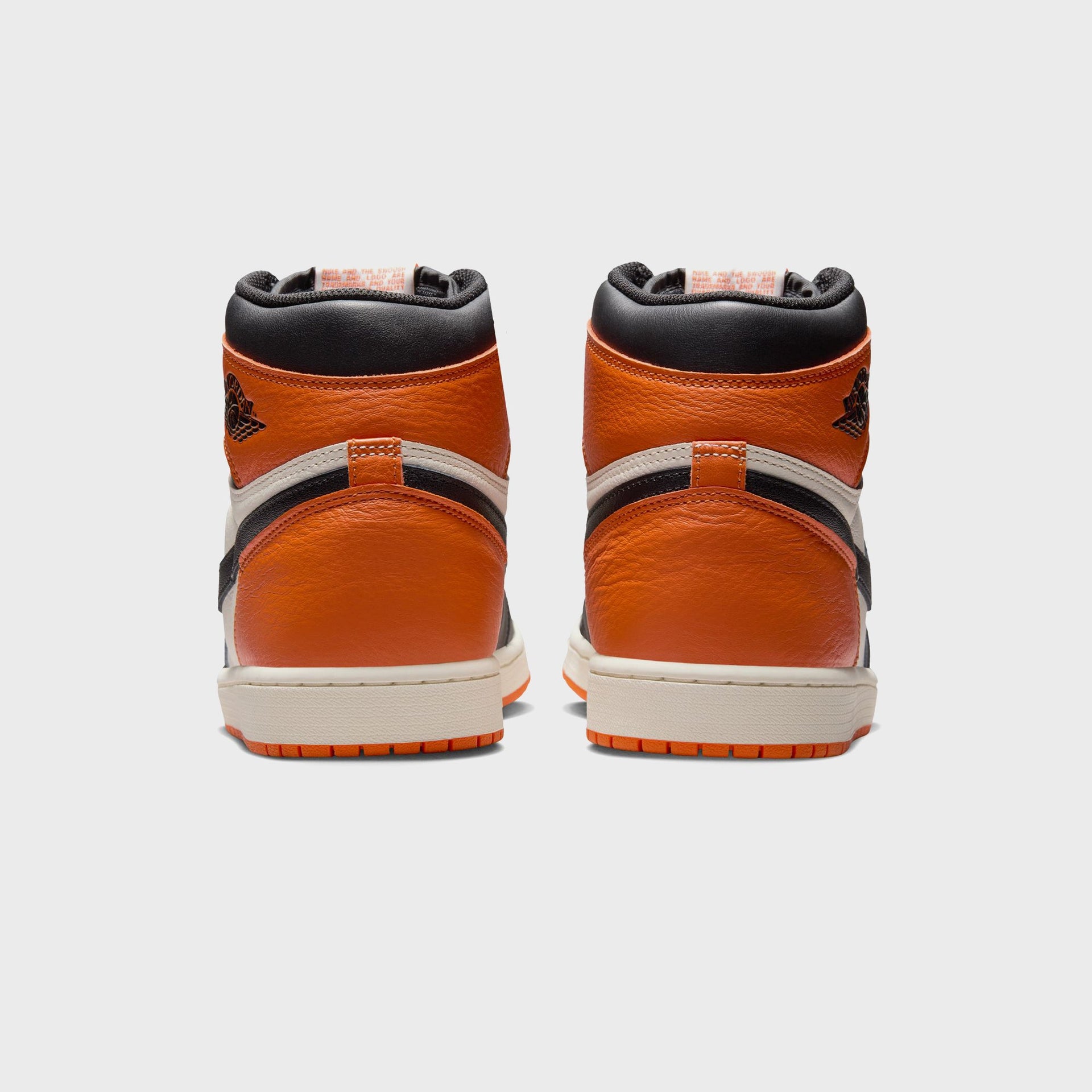 Jordan Air Jordan 1 High OG - Black / Sail / Starfish