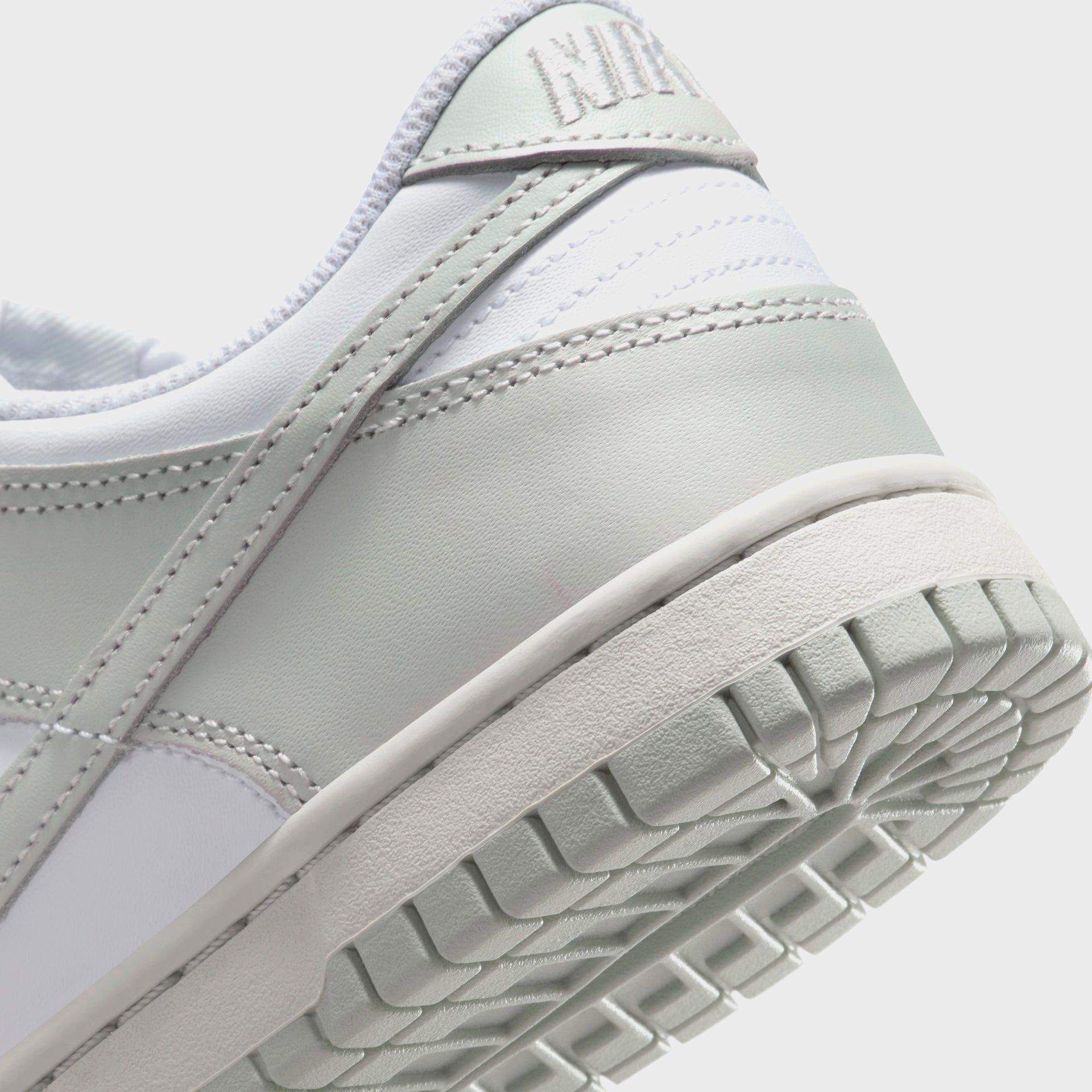 Nike GS Dunk Low - White / Light Silver / Photon Dust