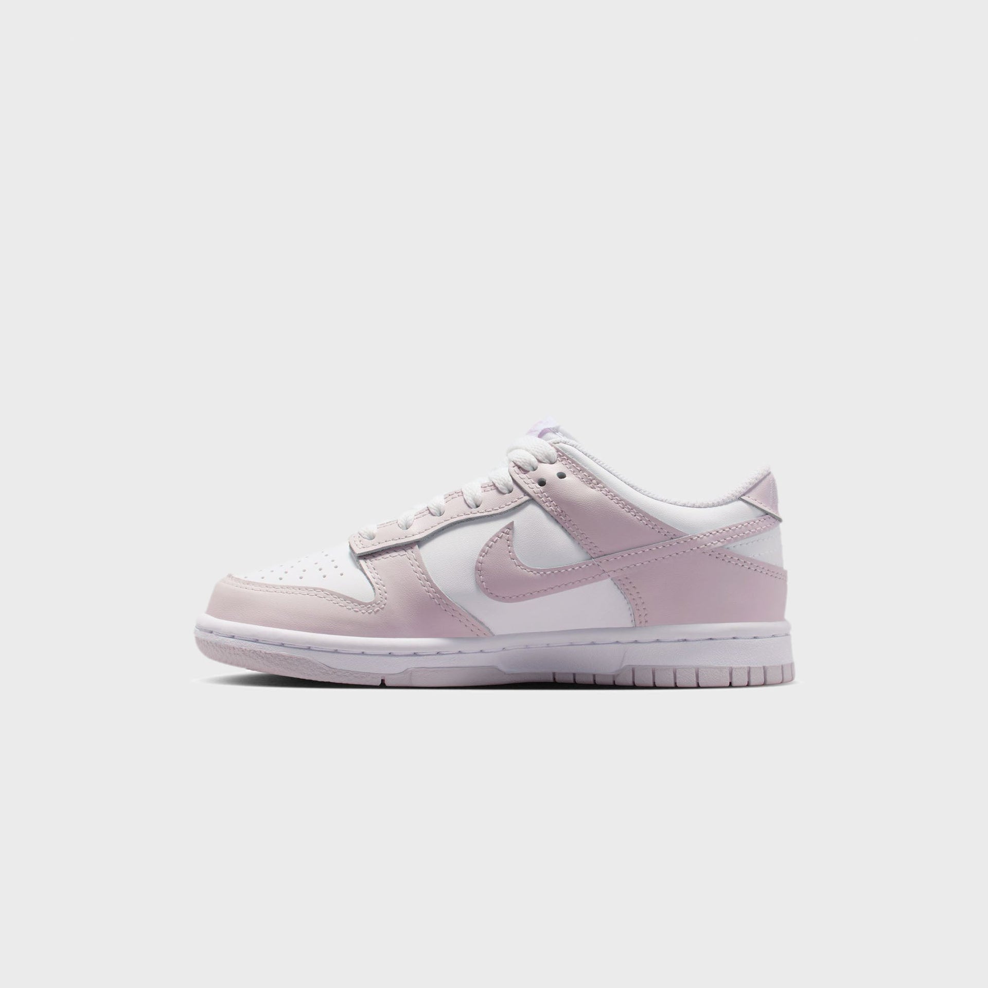 Nike GS Dunk Low - White / Light Violet