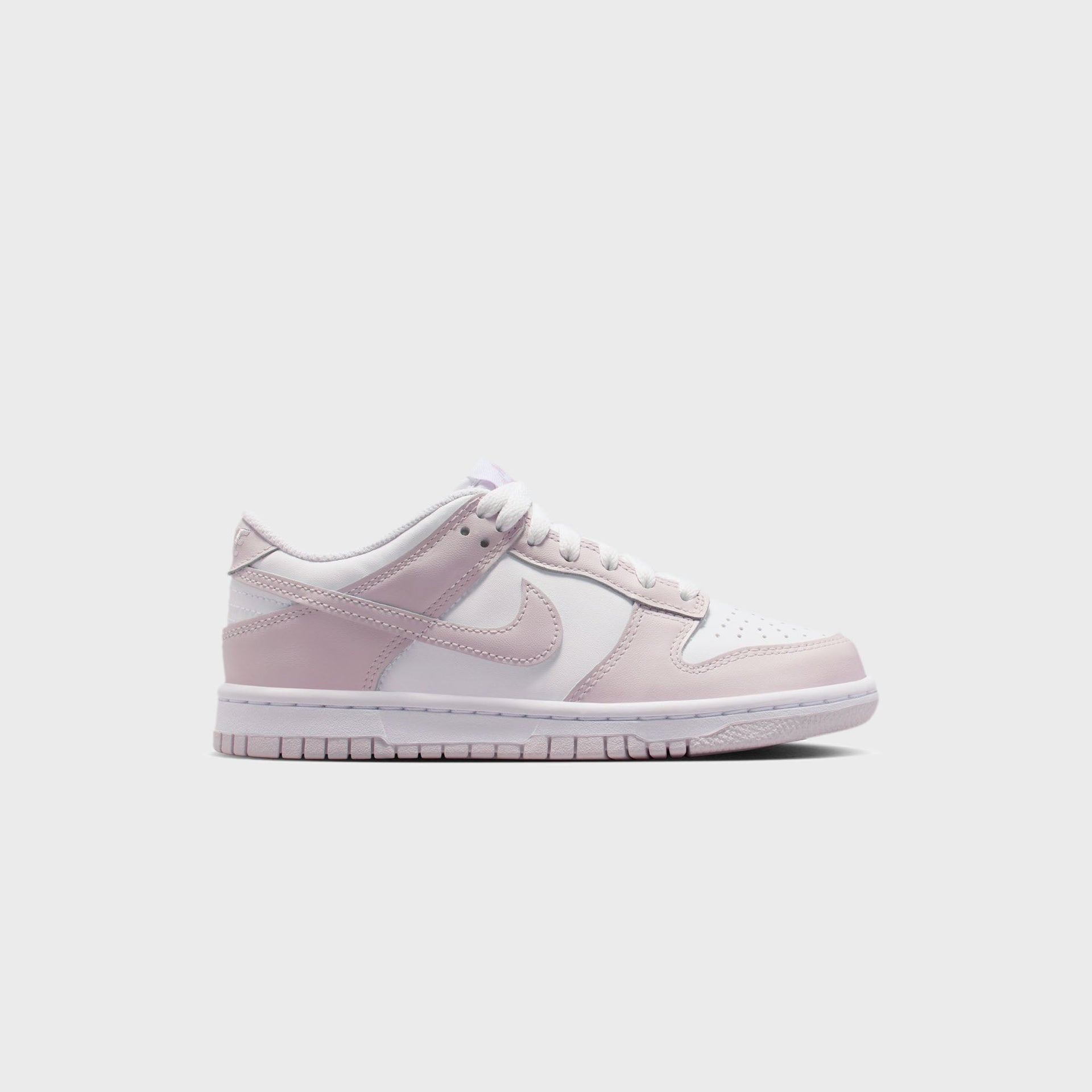 Nike GS Dunk Low - White / Light Violet
