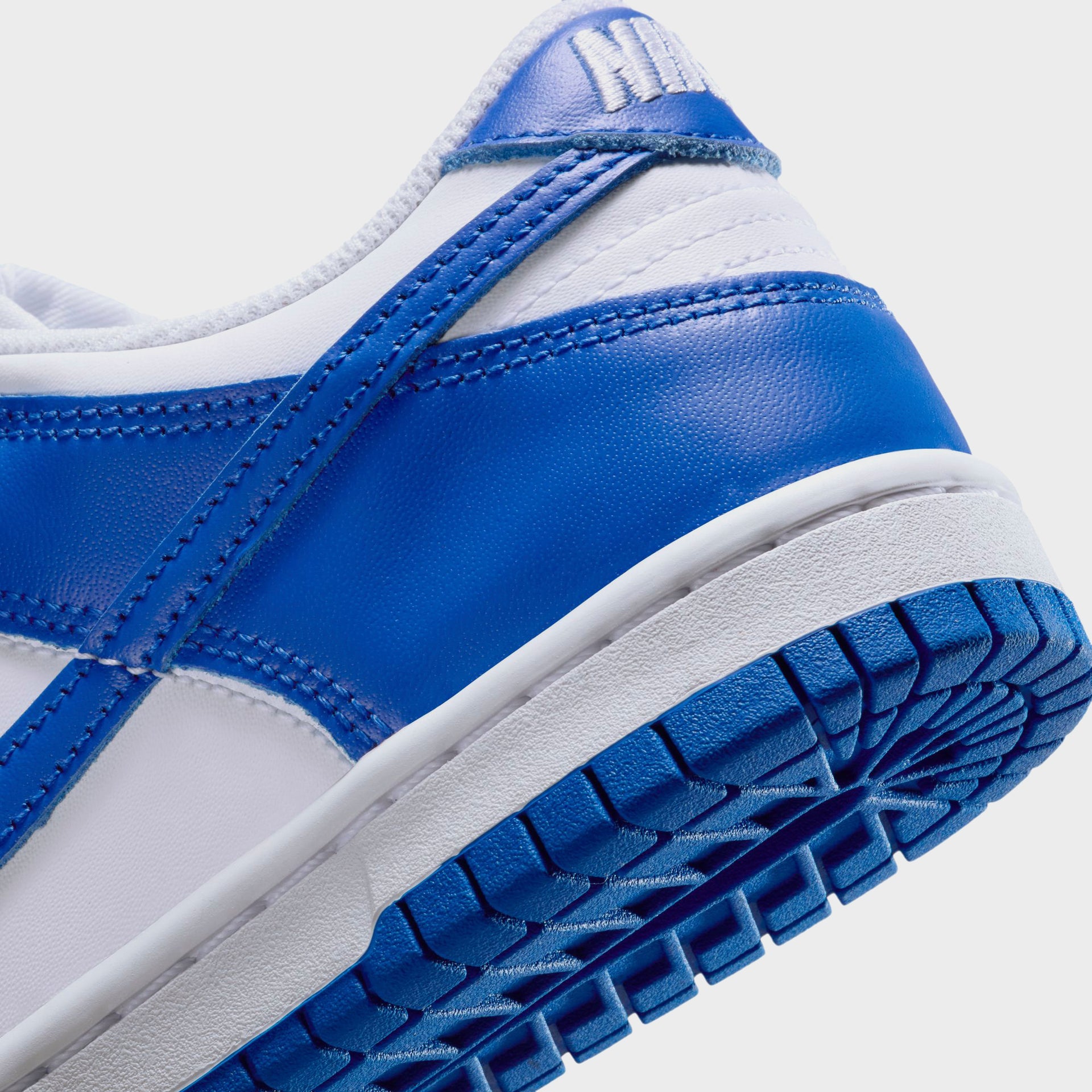 Nike GS  Dunk Low - White / Hyper Royal