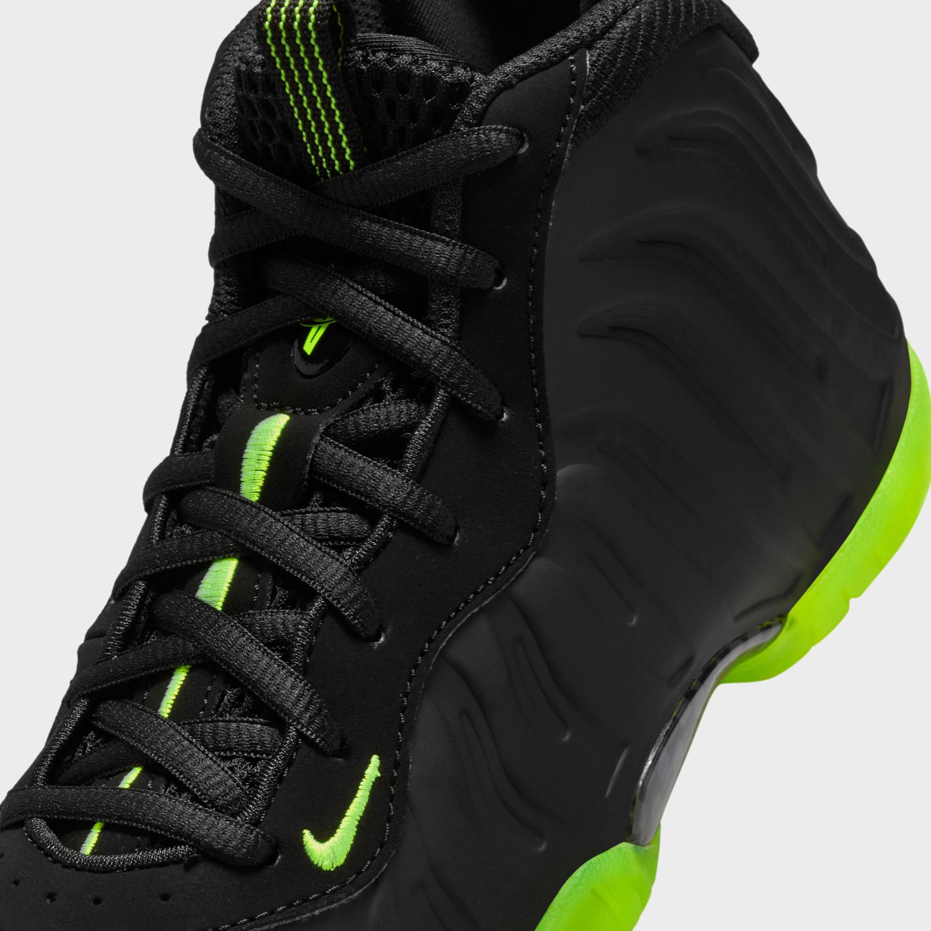 Nike PS Little Posite One - Black / Volt