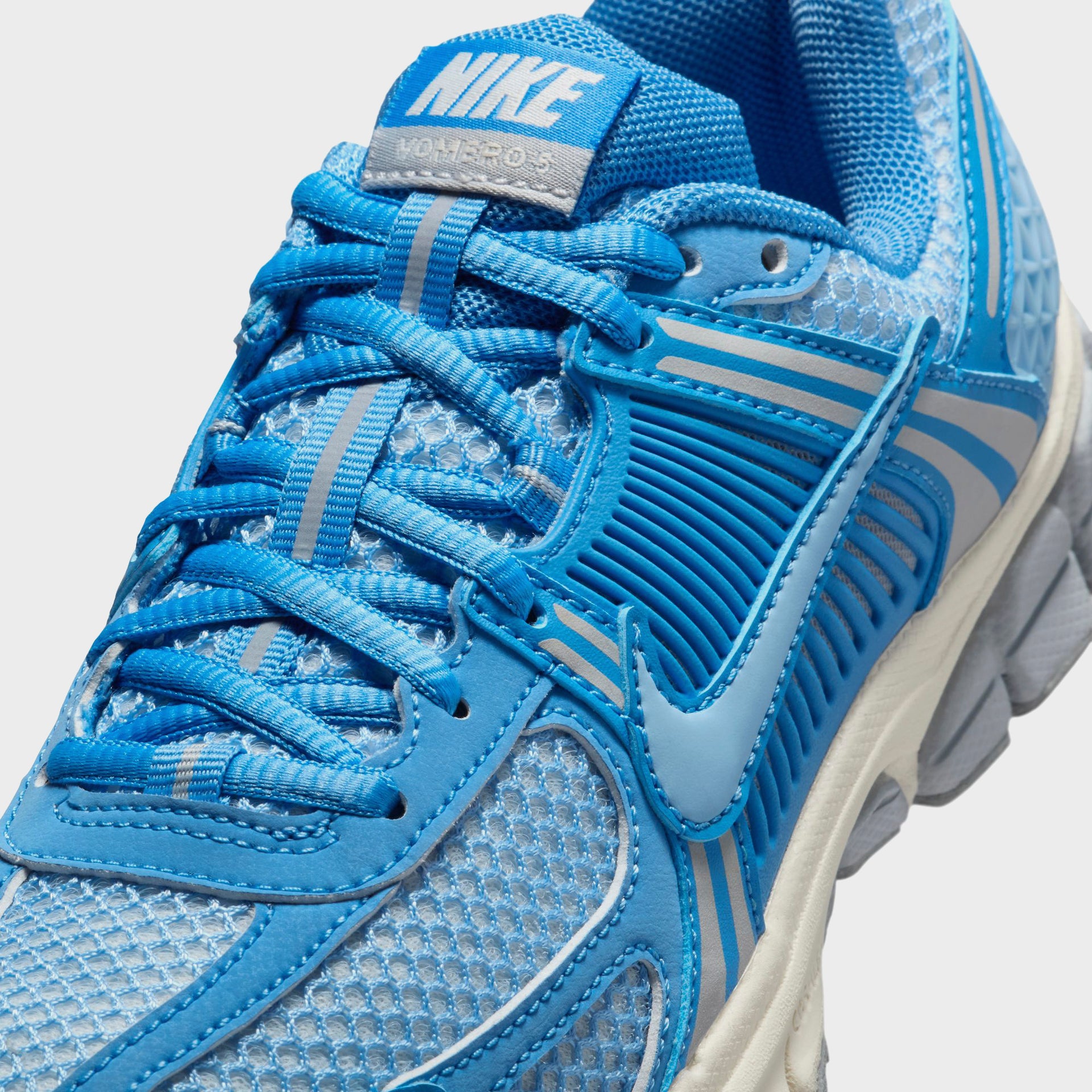 Nike GS Zoom Vomero 5 - Blue Beyond / Psychic Blue/ Wolf Grey / Sail