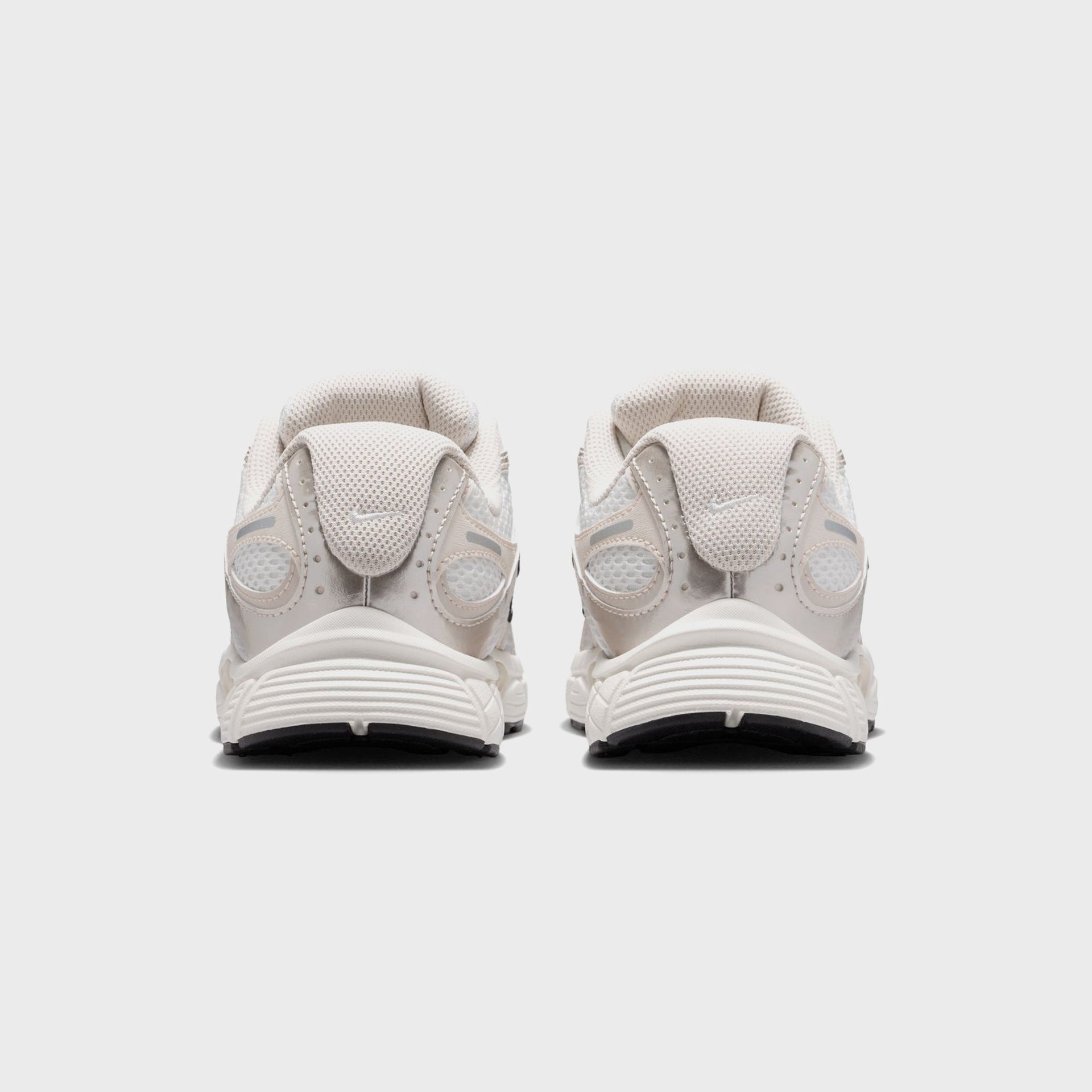 Nike GS V5 Rnr - Summit White / Light Orewood Brown / Sail / Black