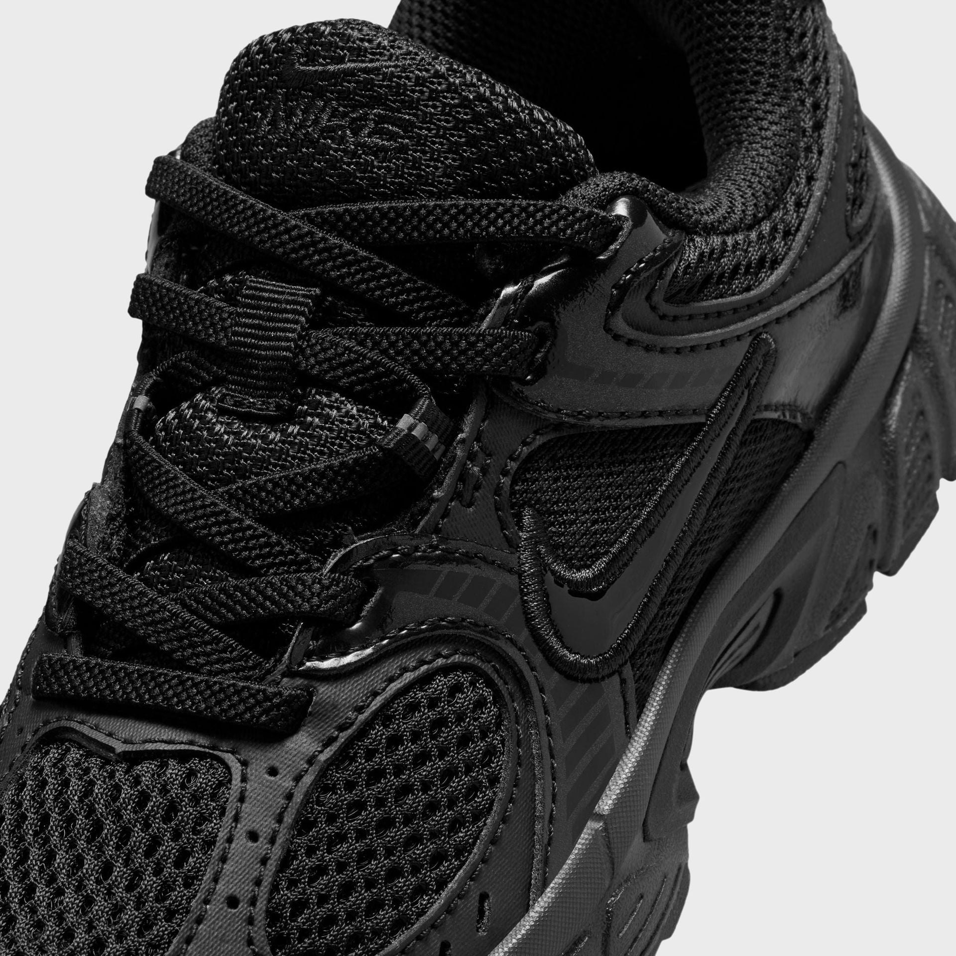 Nike PS V5 Rnr - Black / Black / Anthracite