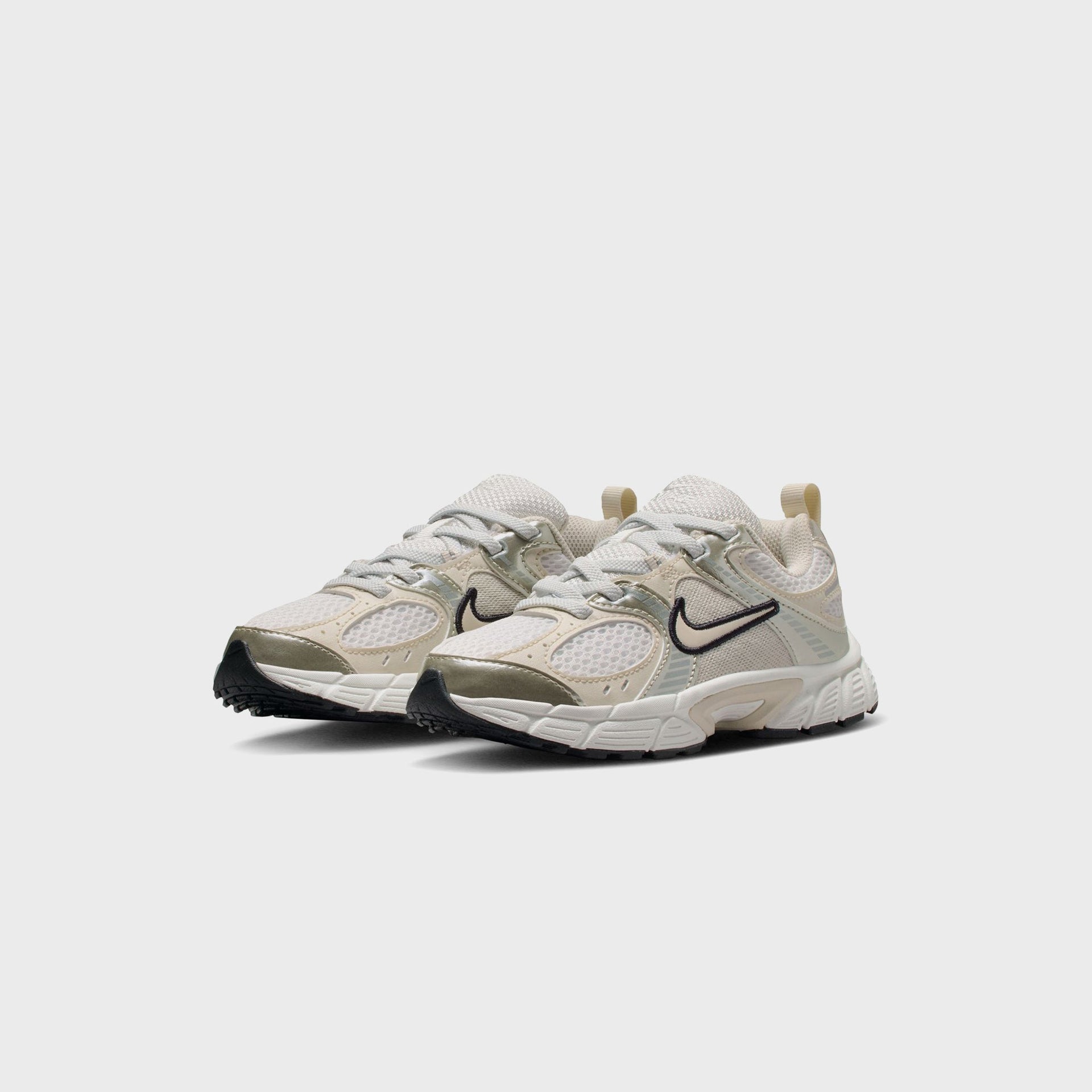 Nike PS V5 Rnr - Summit White / Light Orewood Brown / Sail / Black