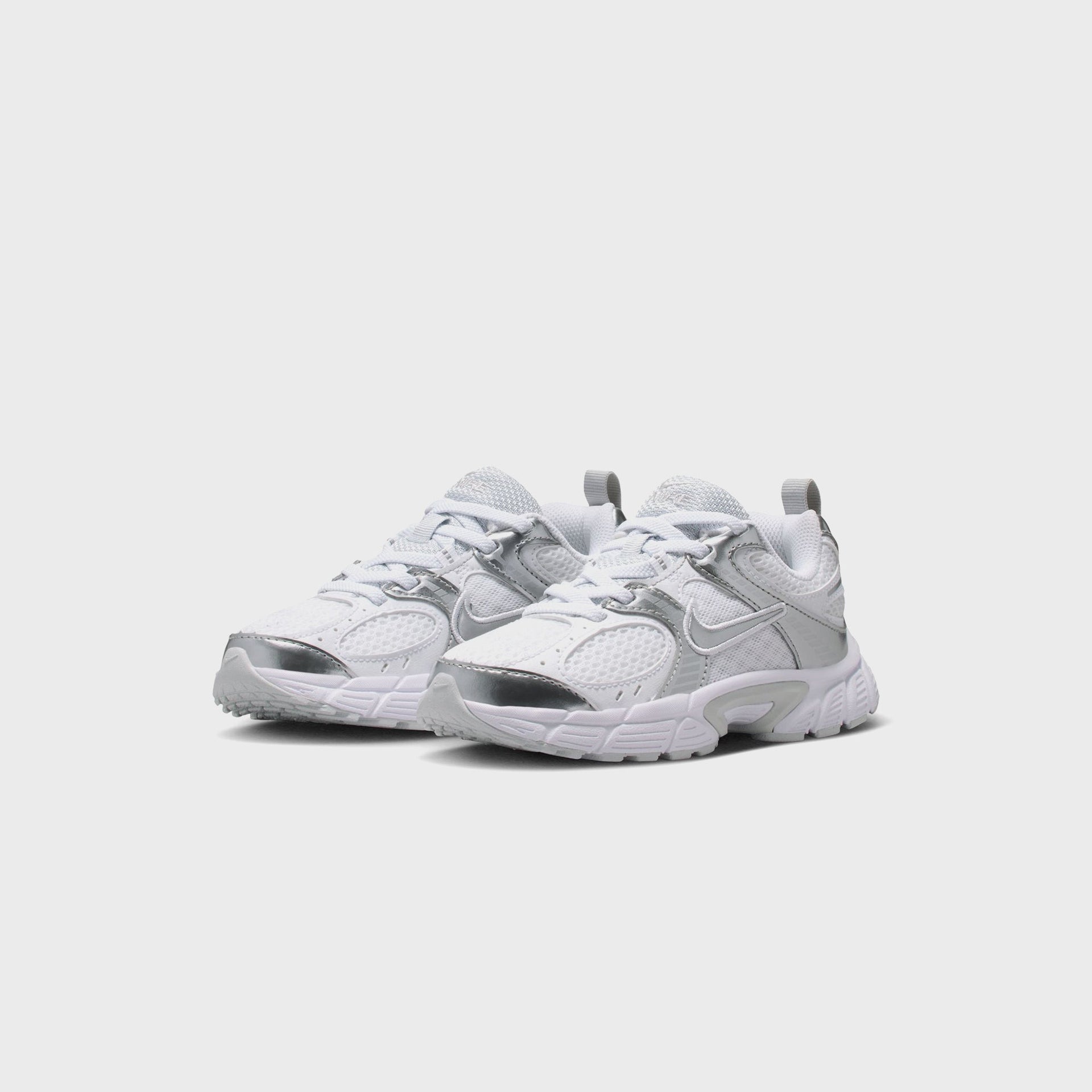 Nike PS V5 RNR - White / Metallic Silver / Pure Platinum