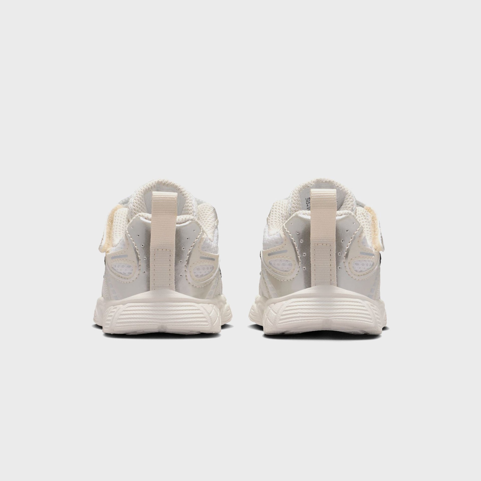 Nike TD V5 Rnr - Summit White / Light Orewood Brown / Sail / Black