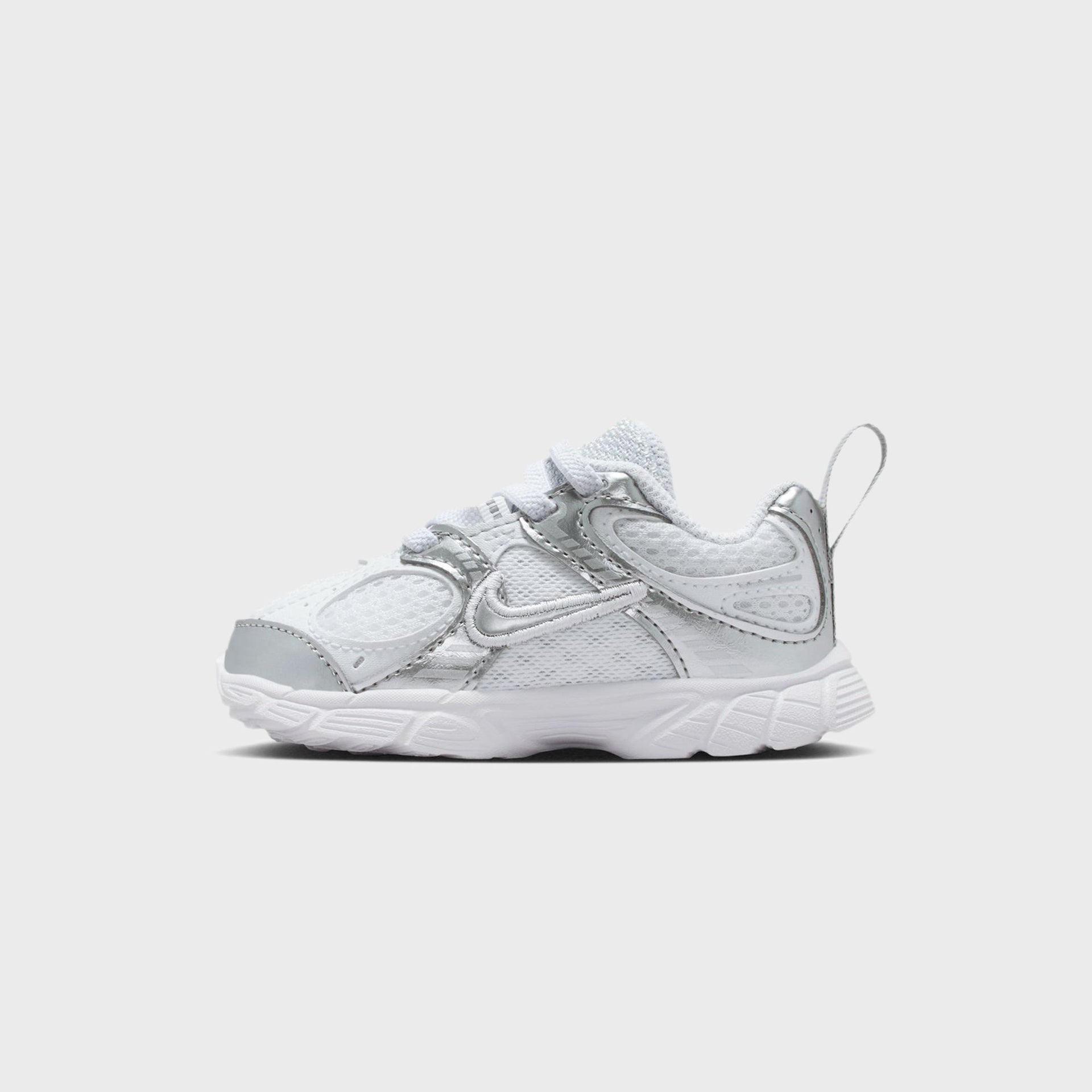 Nike TD V5 Rnr - White / Metallic Silver / Pure Platinum