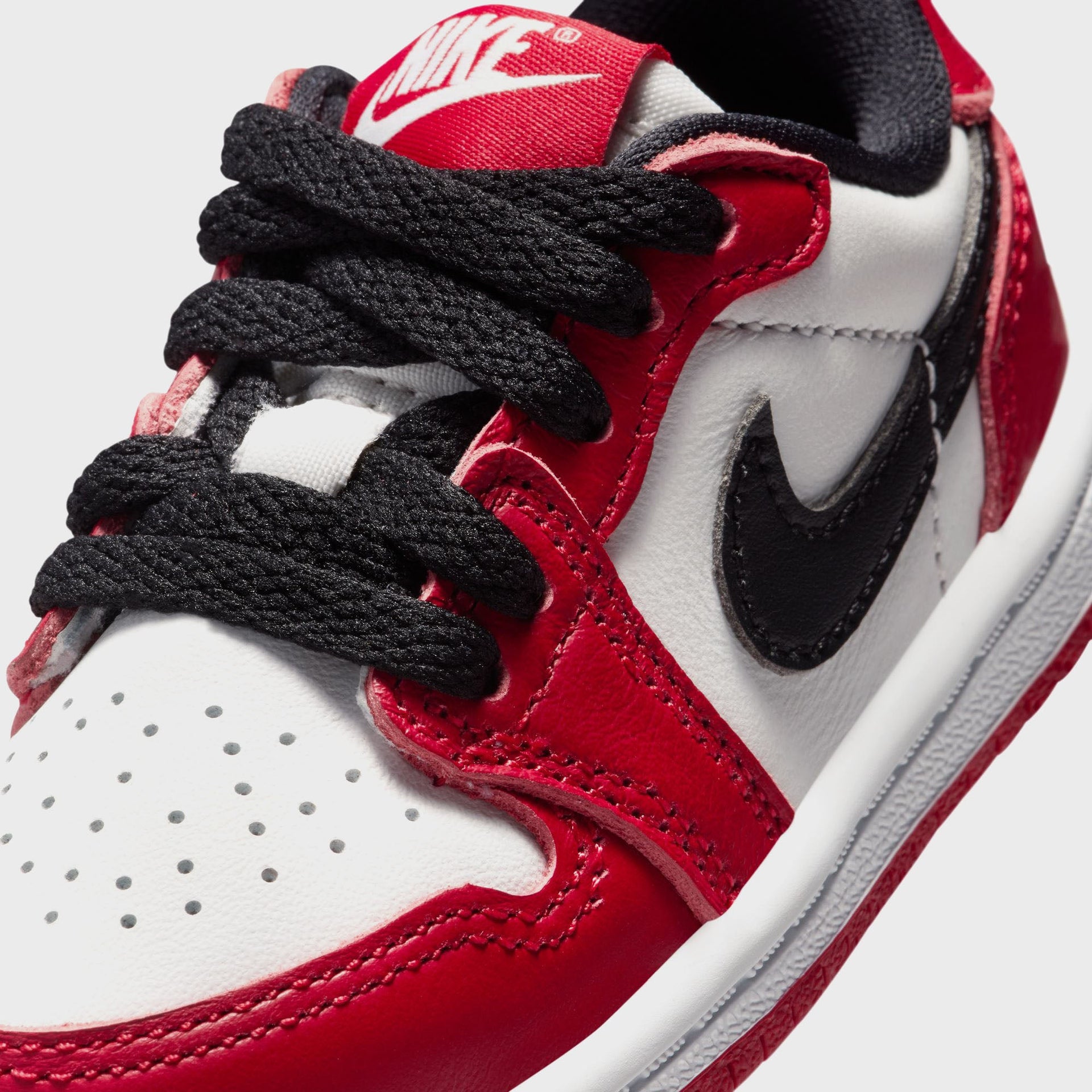 Jordan TD Air Jordan 1 Retro Low OG - Varsity Red / Black / Summit White