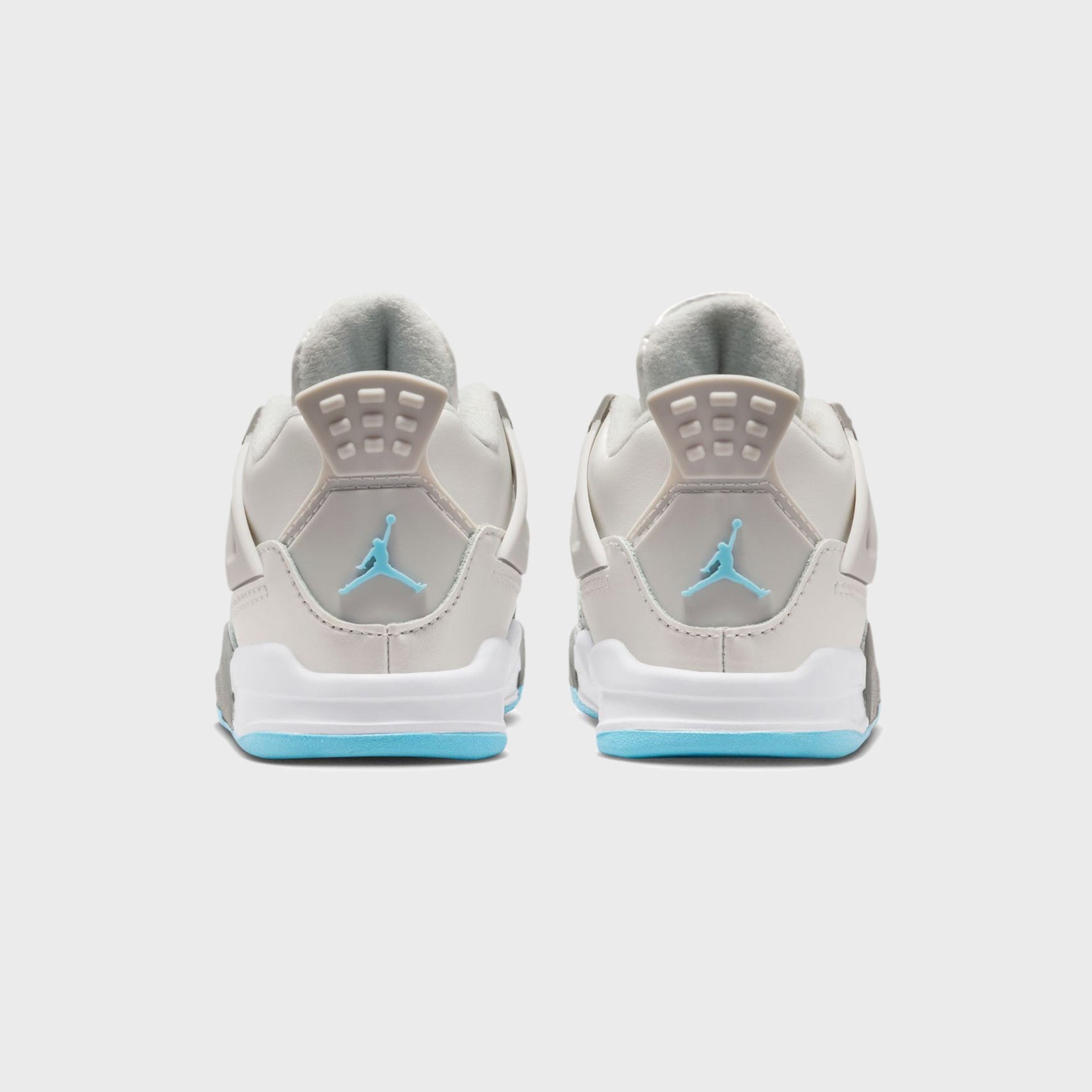 Jordan TD 4 Retro - Photon Dust / Flat Pewter / White / Blue Chill