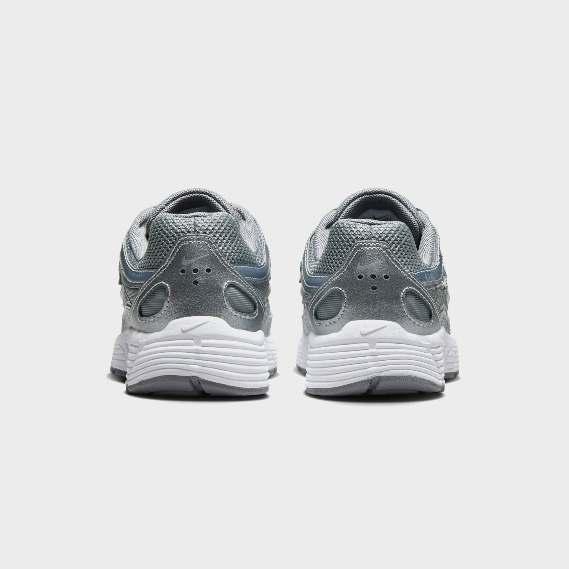 Nike GS P-6000 - Metallic / Cool Grey / White