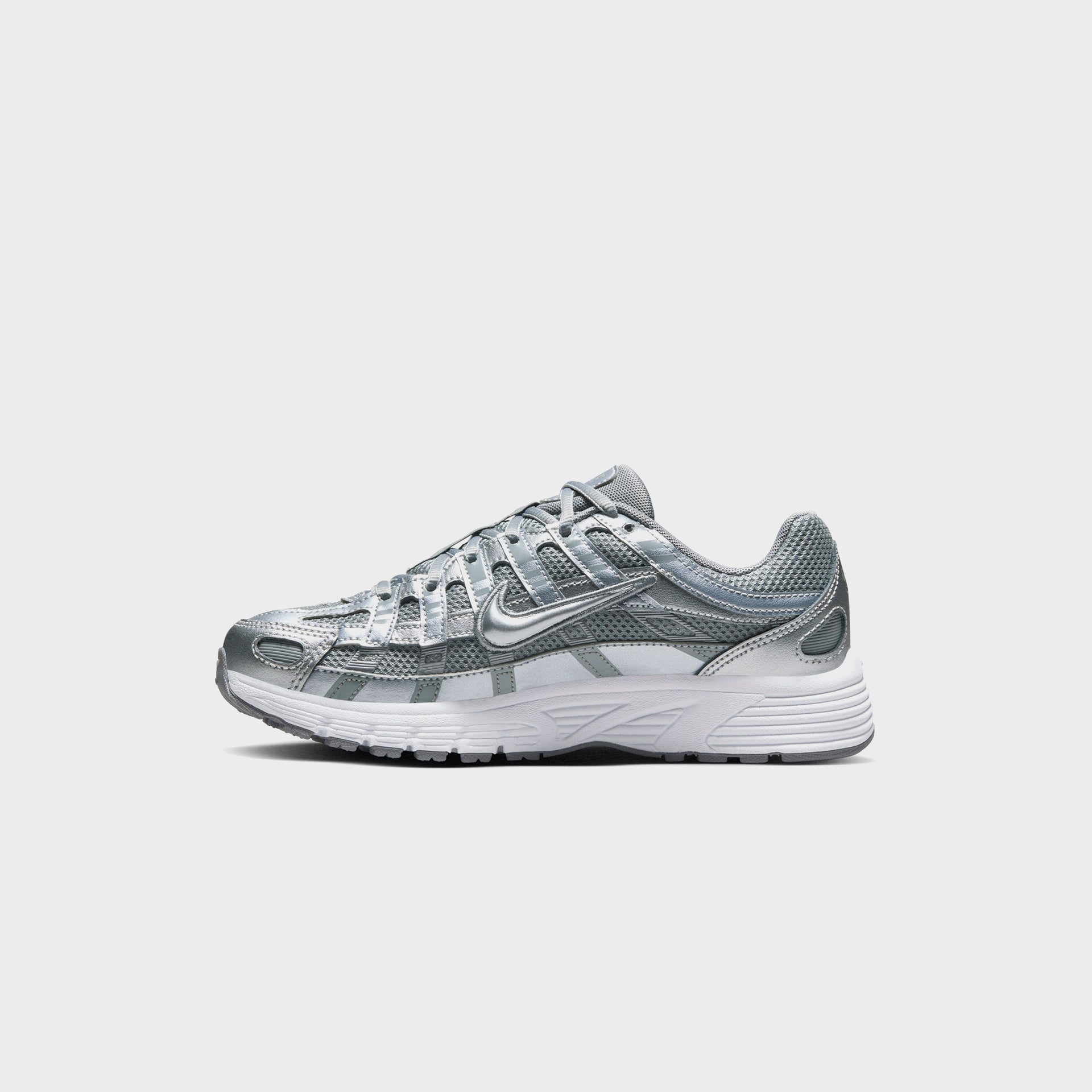 Nike GS P-6000 - Metallic / Cool Grey / White
