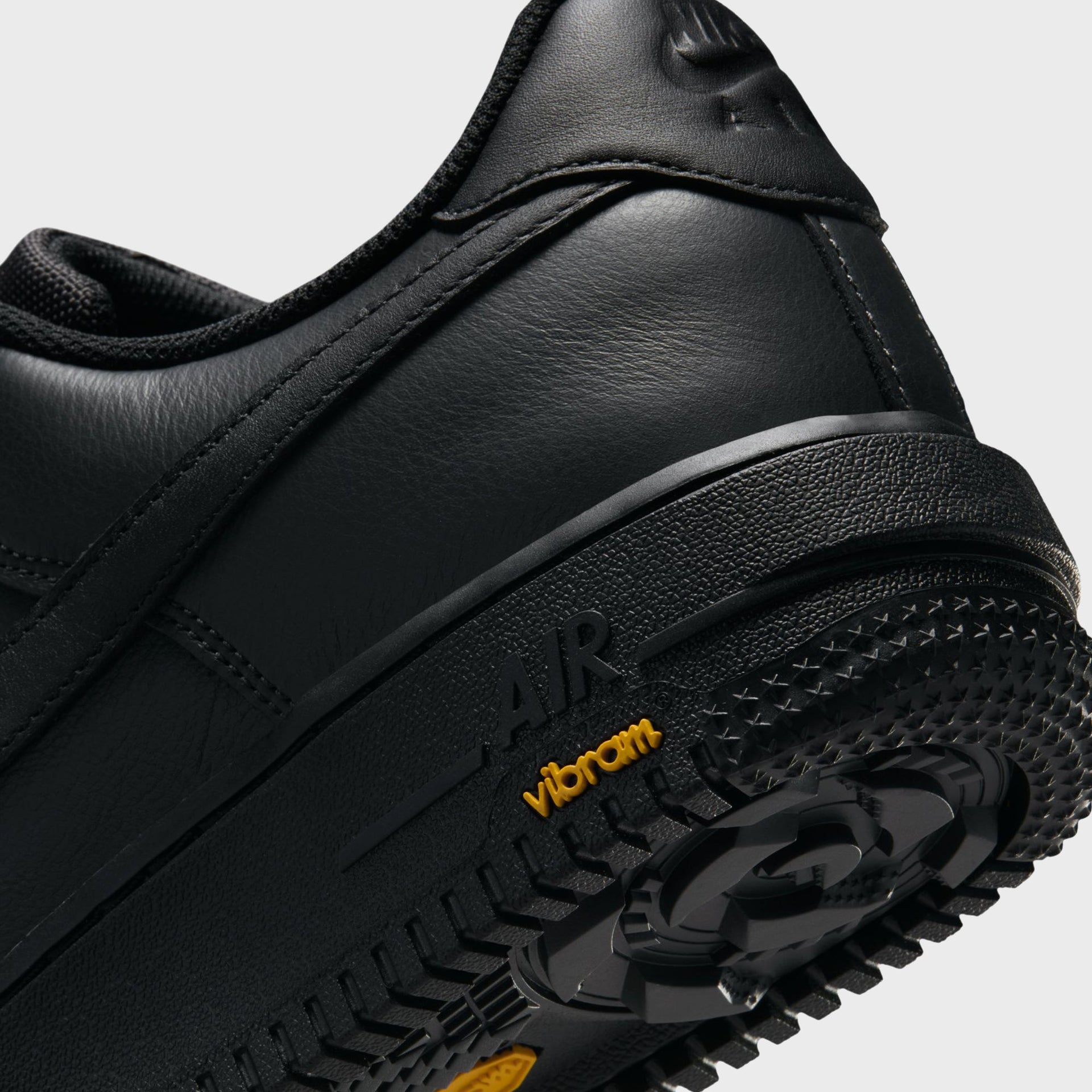 Nike Air Force 1 GTX - Vibram Off Noir / Black / Speed Yellow