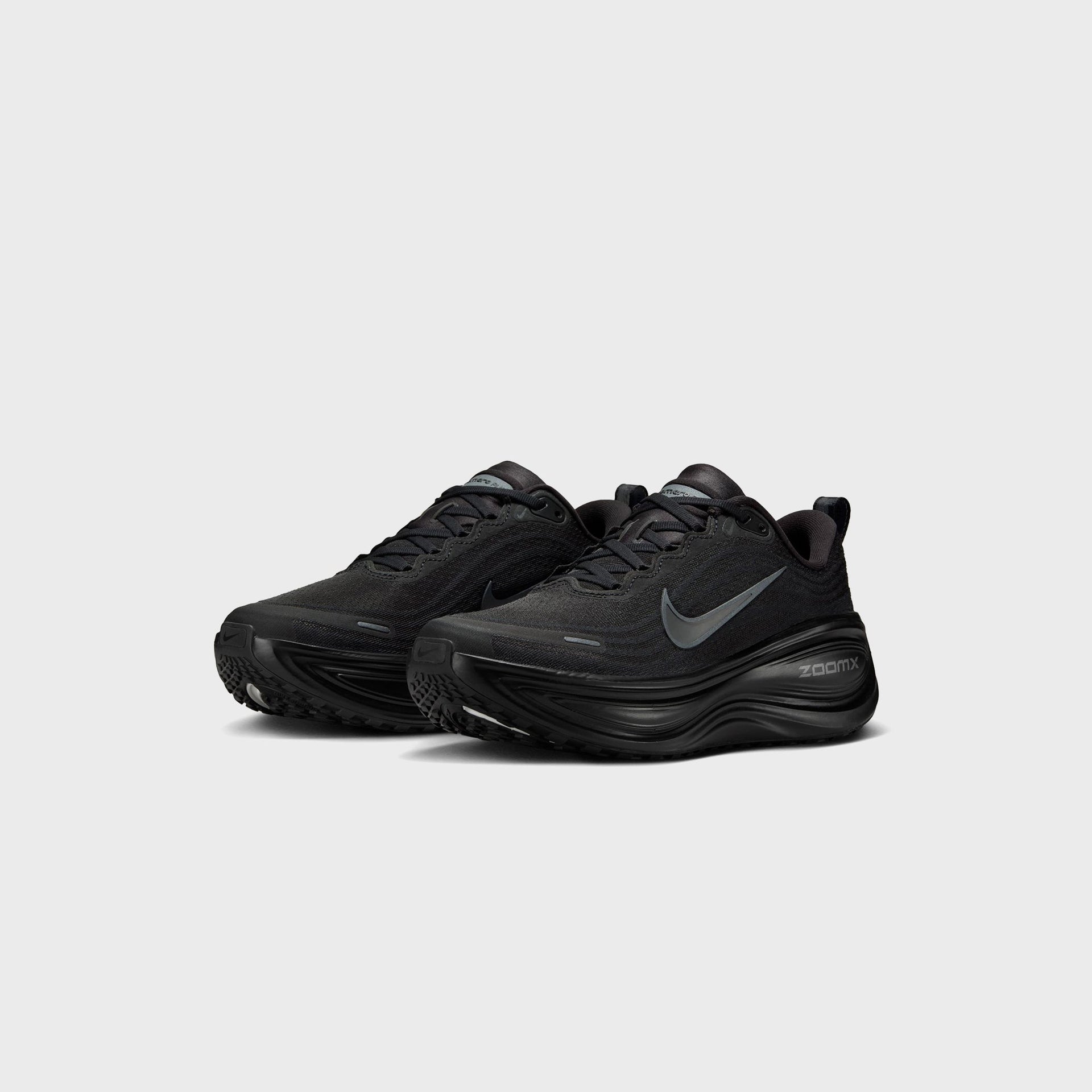 Nike WMNS Vomero Plus - Black / Dark Smoke Grey / Metallic Dark Grey