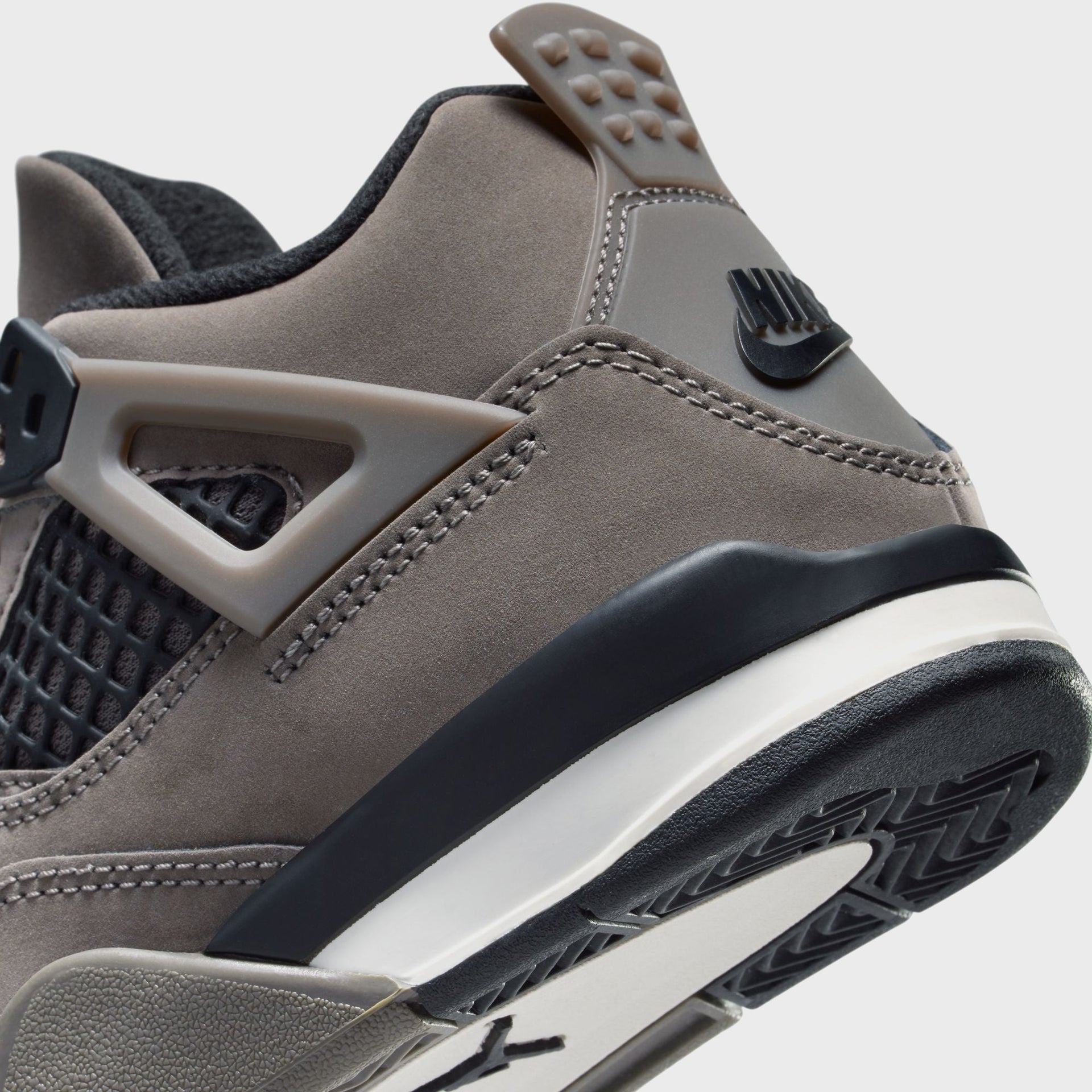 Jordan PS Air Jordan 4 Retro - Cave Stone / Black / Phantom