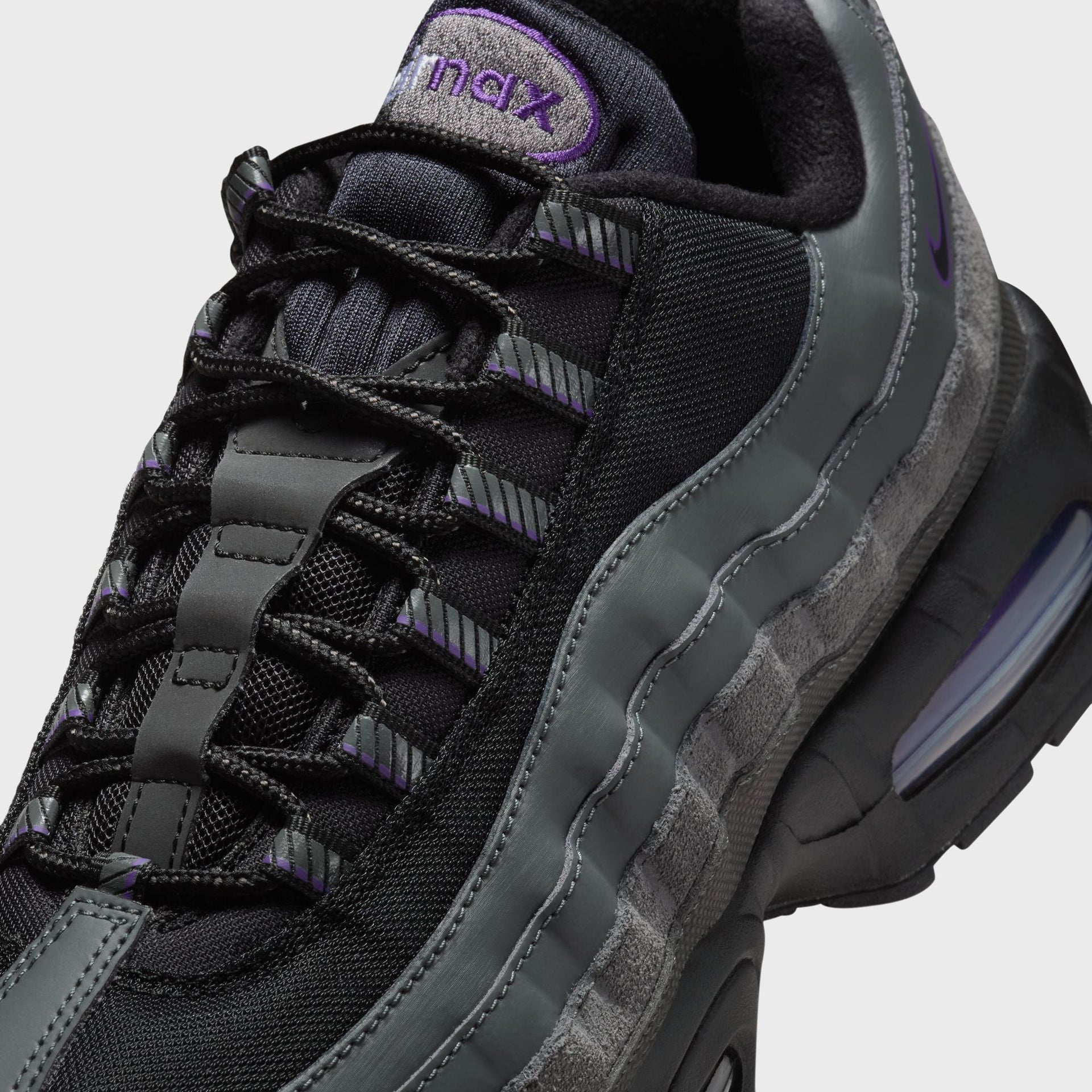 Nike Air Max 95 OG - Iron Grey / Black / Wild Grape / White