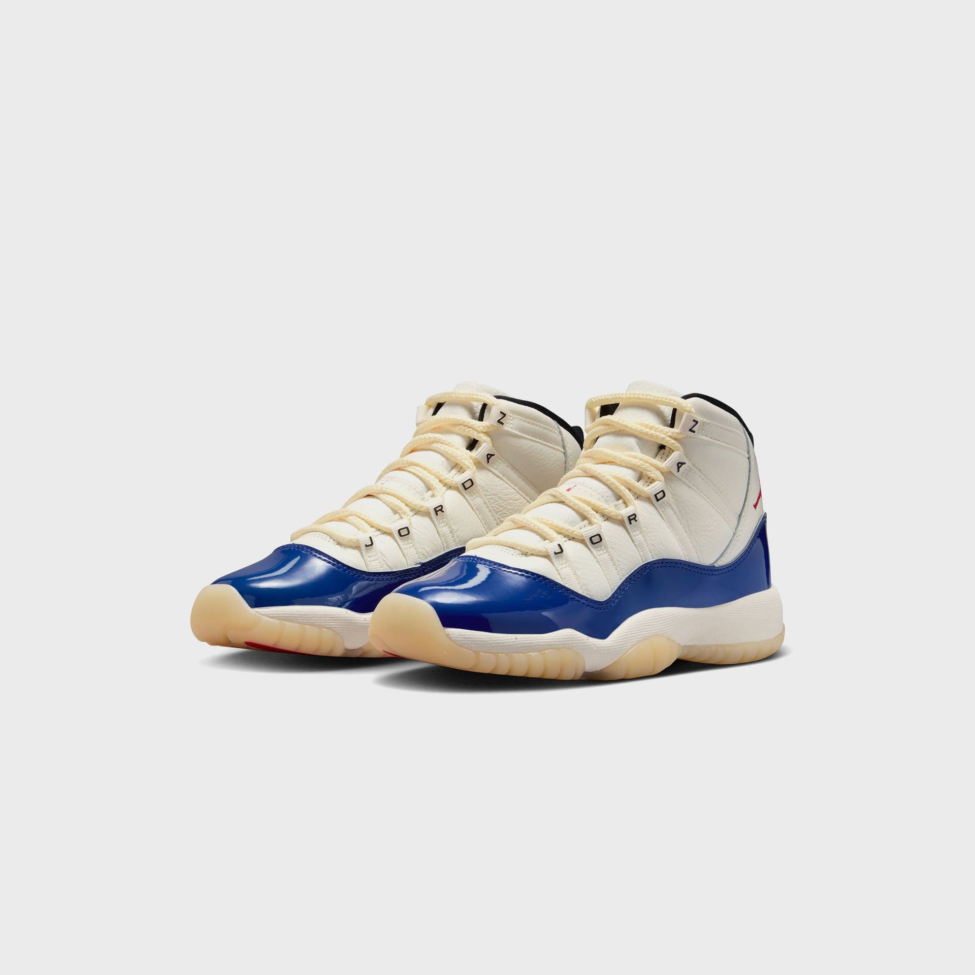 Jordan GS Air Jordan 11 Retro - Deep Royal Blue / Sail / Black / Fire Red