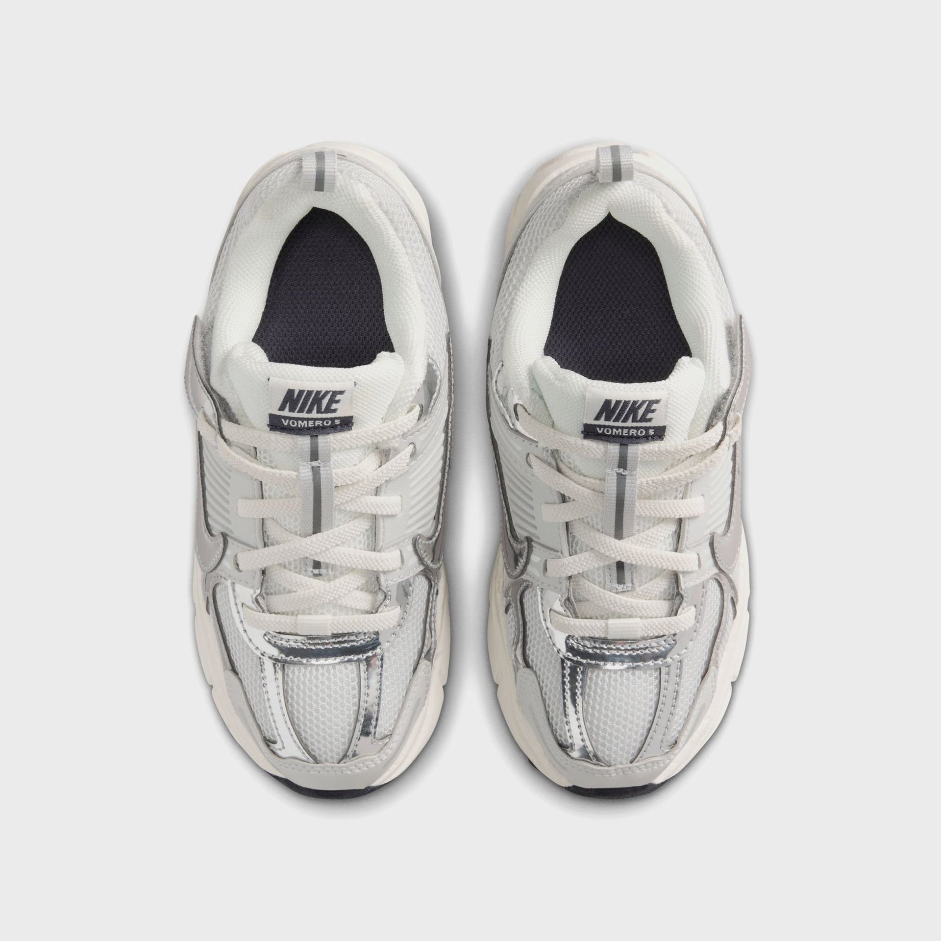 Nike PS Vomero 5 - Photon Dust / Chrome / Gridiron / Sail