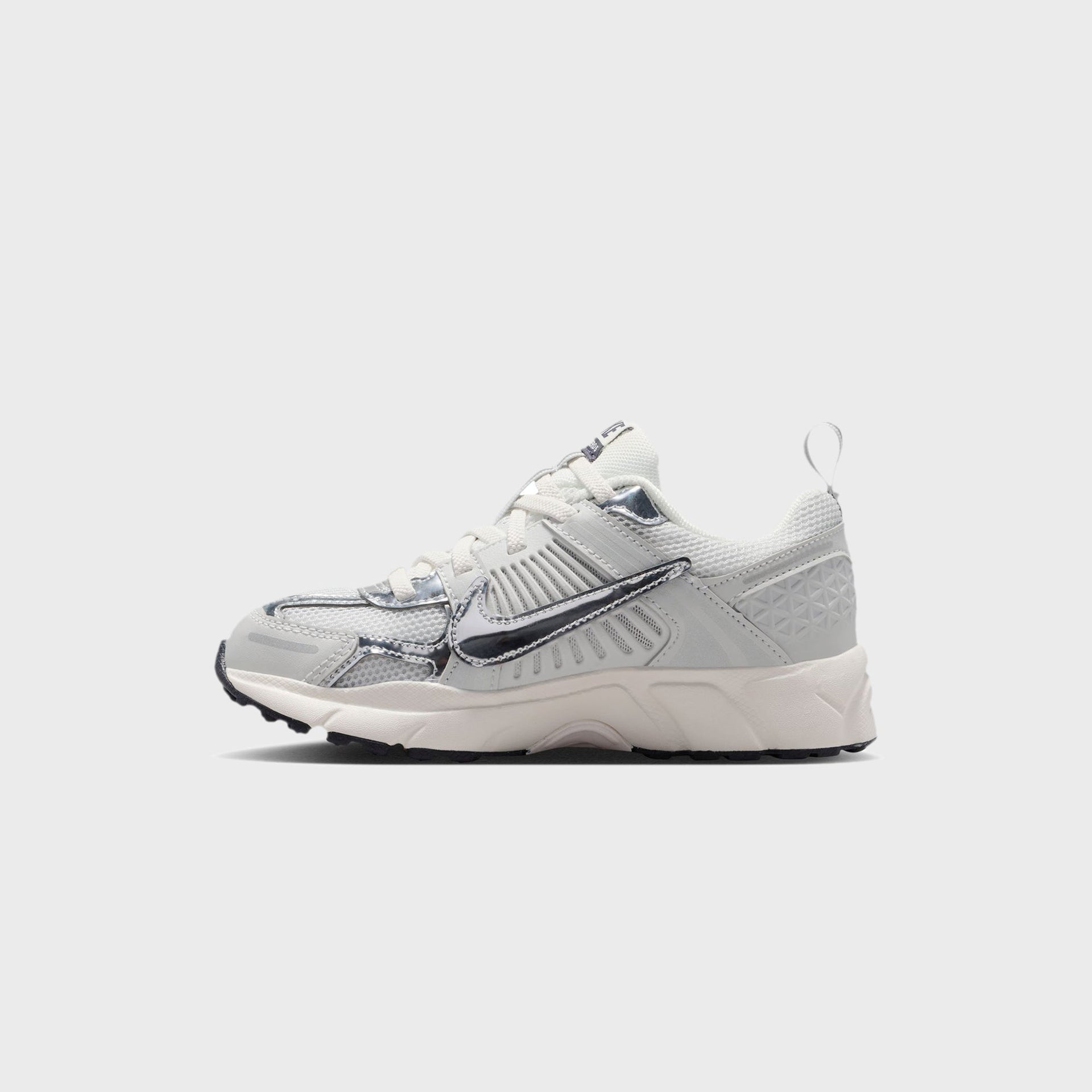 Nike PS Vomero 5 - Photon Dust / Chrome / Gridiron / Sail