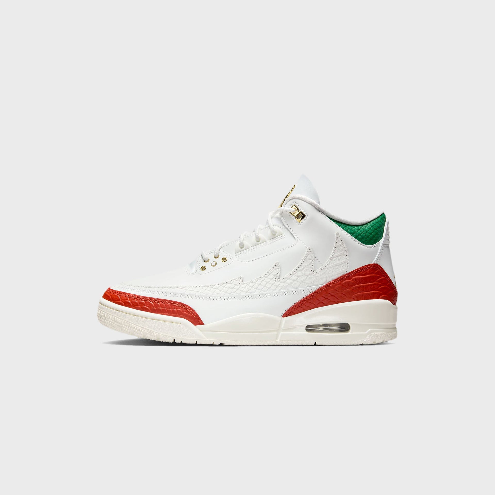 Nike Air Jordan 3 Retro - Summit White / Metallic Gold / Pine Green