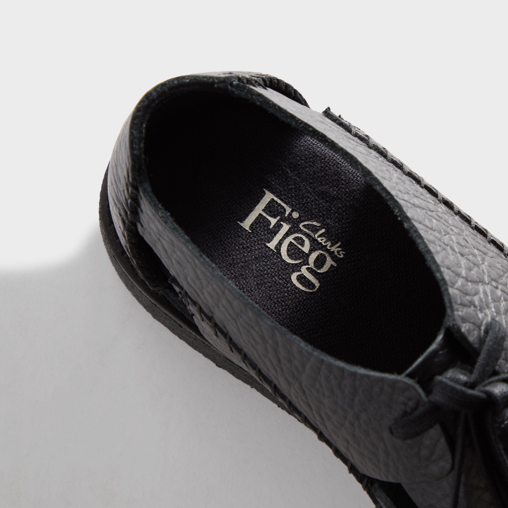 8th St by Ronnie Fieg for Clarks Originals Ridgevale - Black