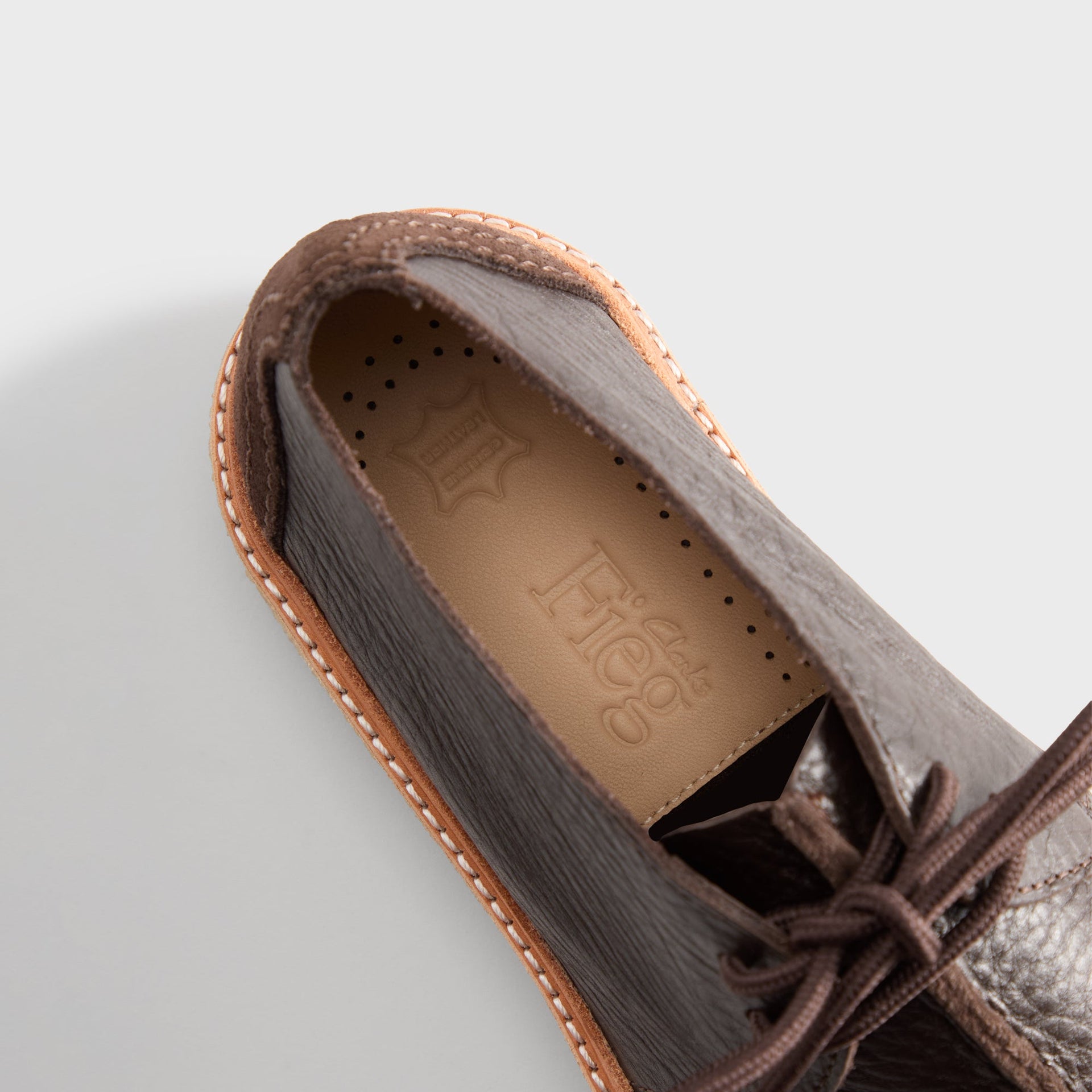 8th St by Ronnie Fieg for Clarks Originals Trek King - Coffee