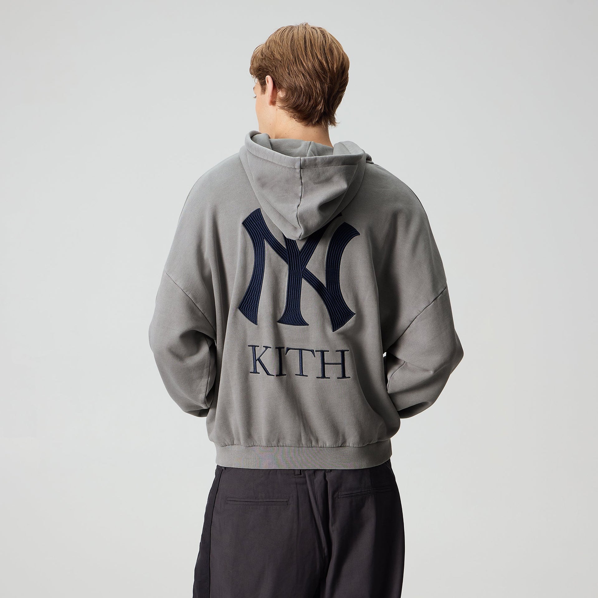 Kith for the New York Yankees Cropped Braxton Full Zip Hoodie - Statue