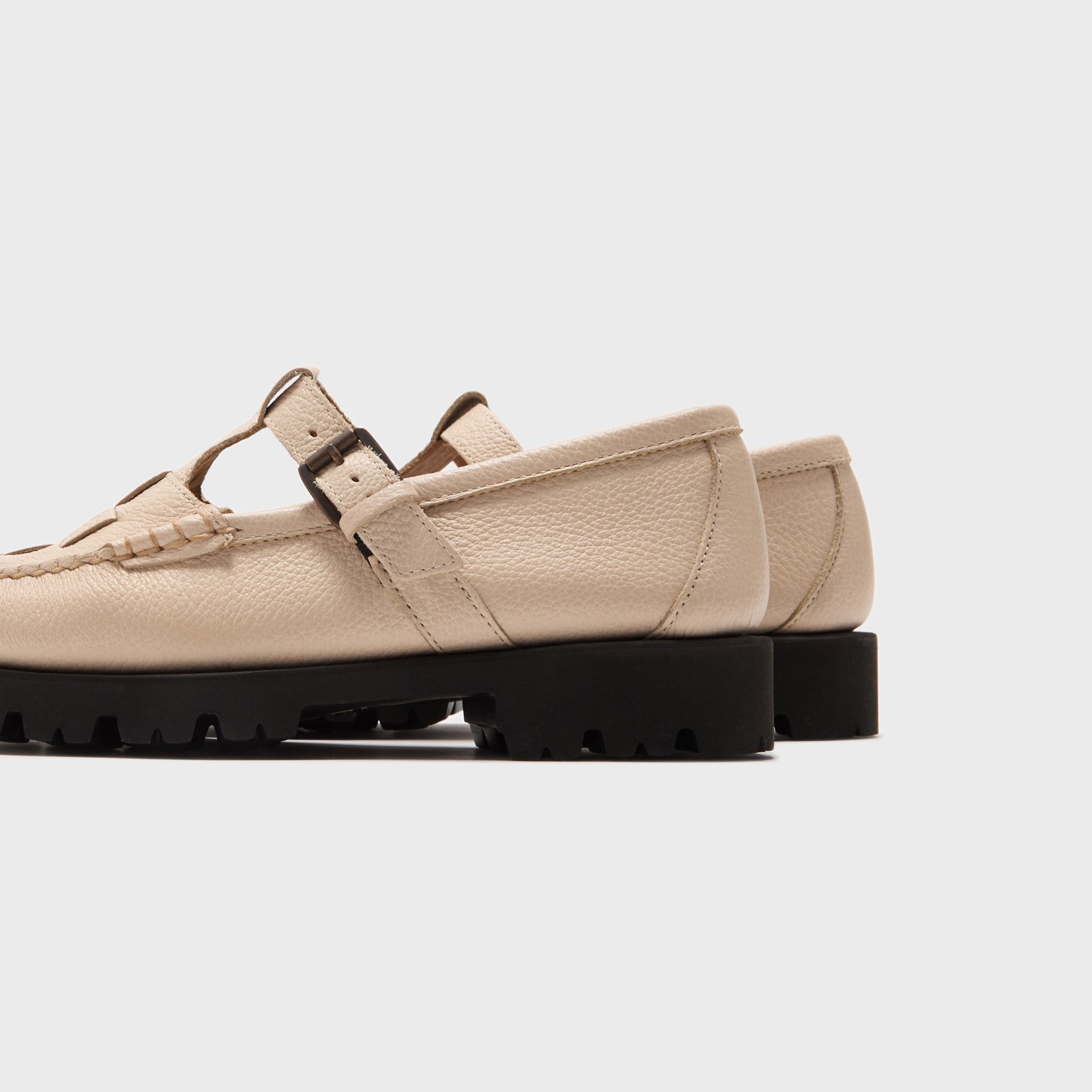 (RTV#711617) G.H. Bass Mary Jane Fisherman Super Lug - Off White