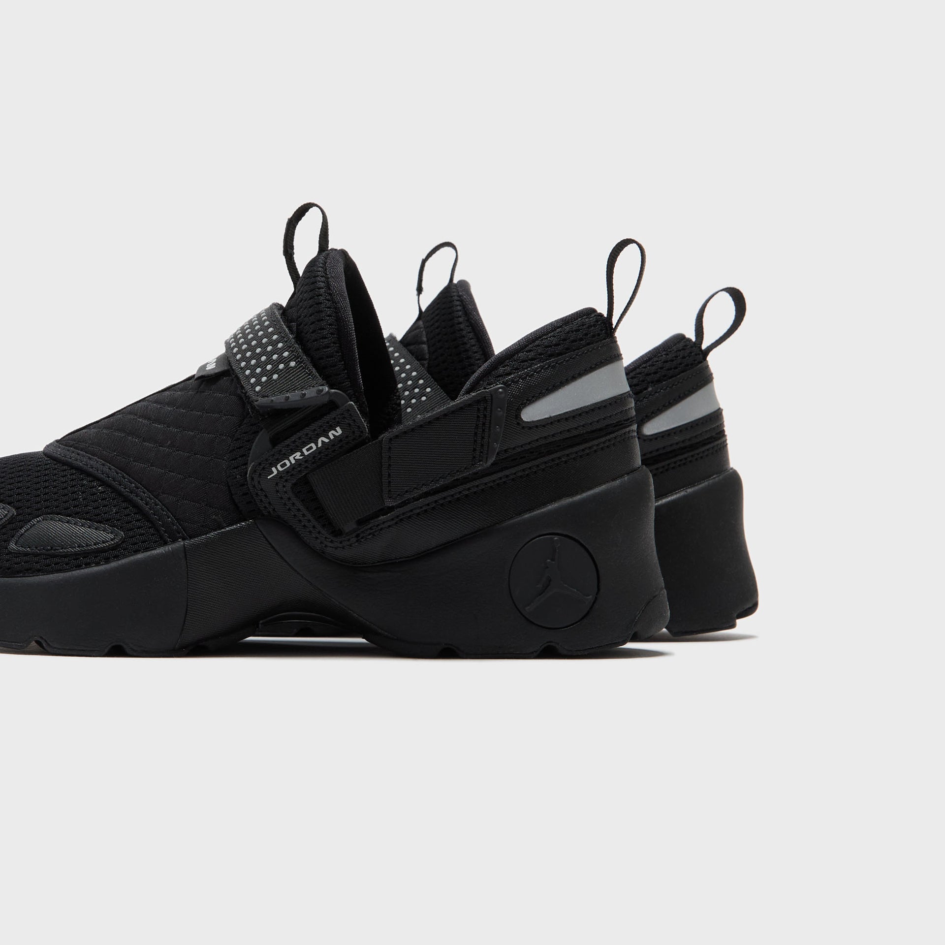 Jordan WMNS Trunner LX - Black / Black / Black