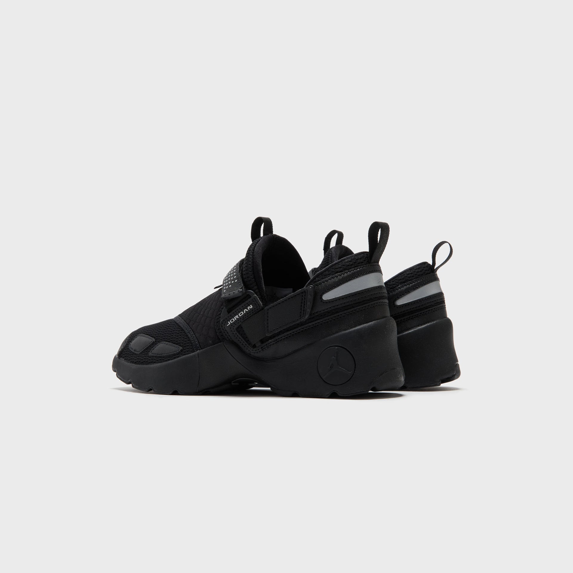 Jordan WMNS Trunner LX - Black / Black / Black