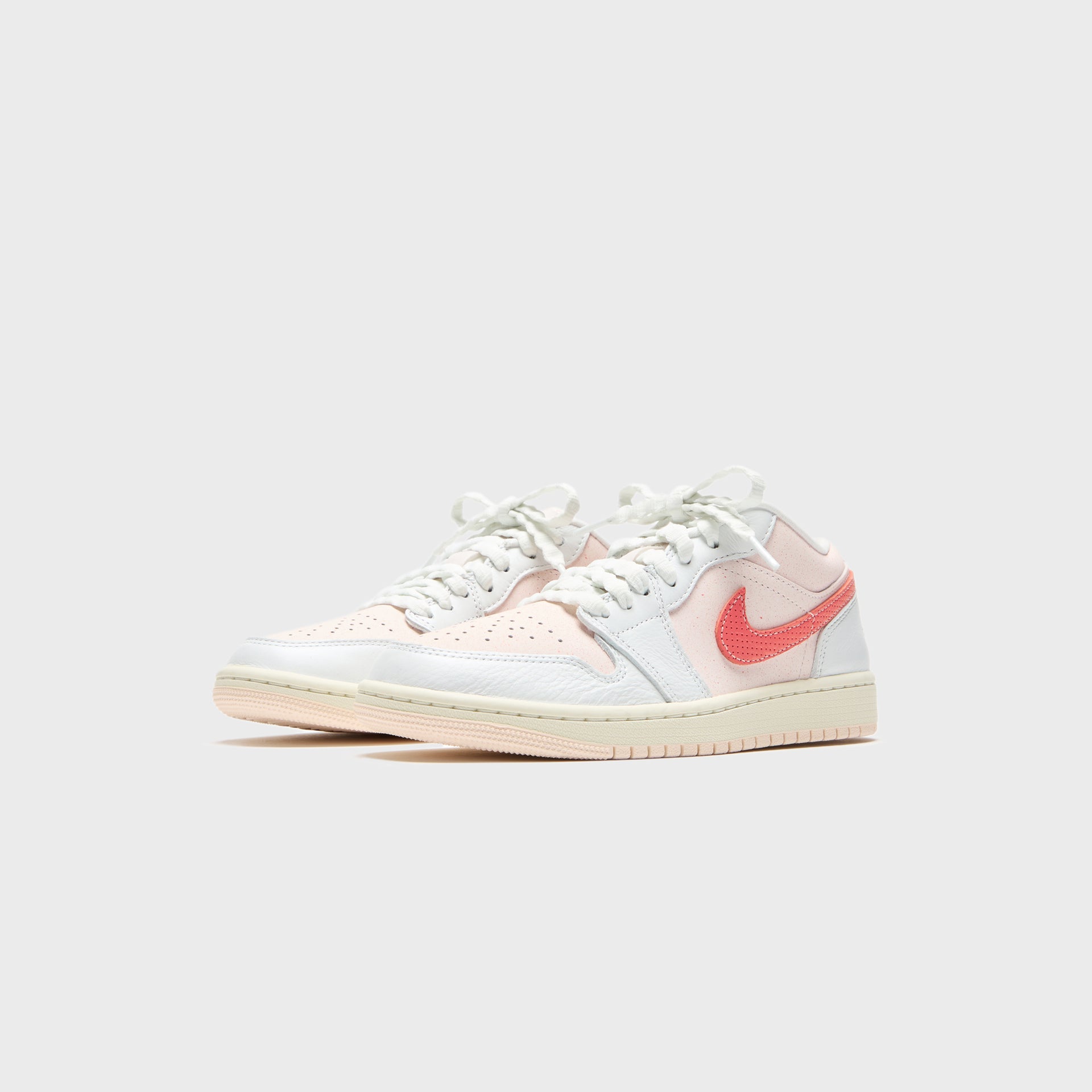 Nike WMNS Air Jordan 1 Low SE - Summit White / Light Soft Pink / Sail / Magic Ember