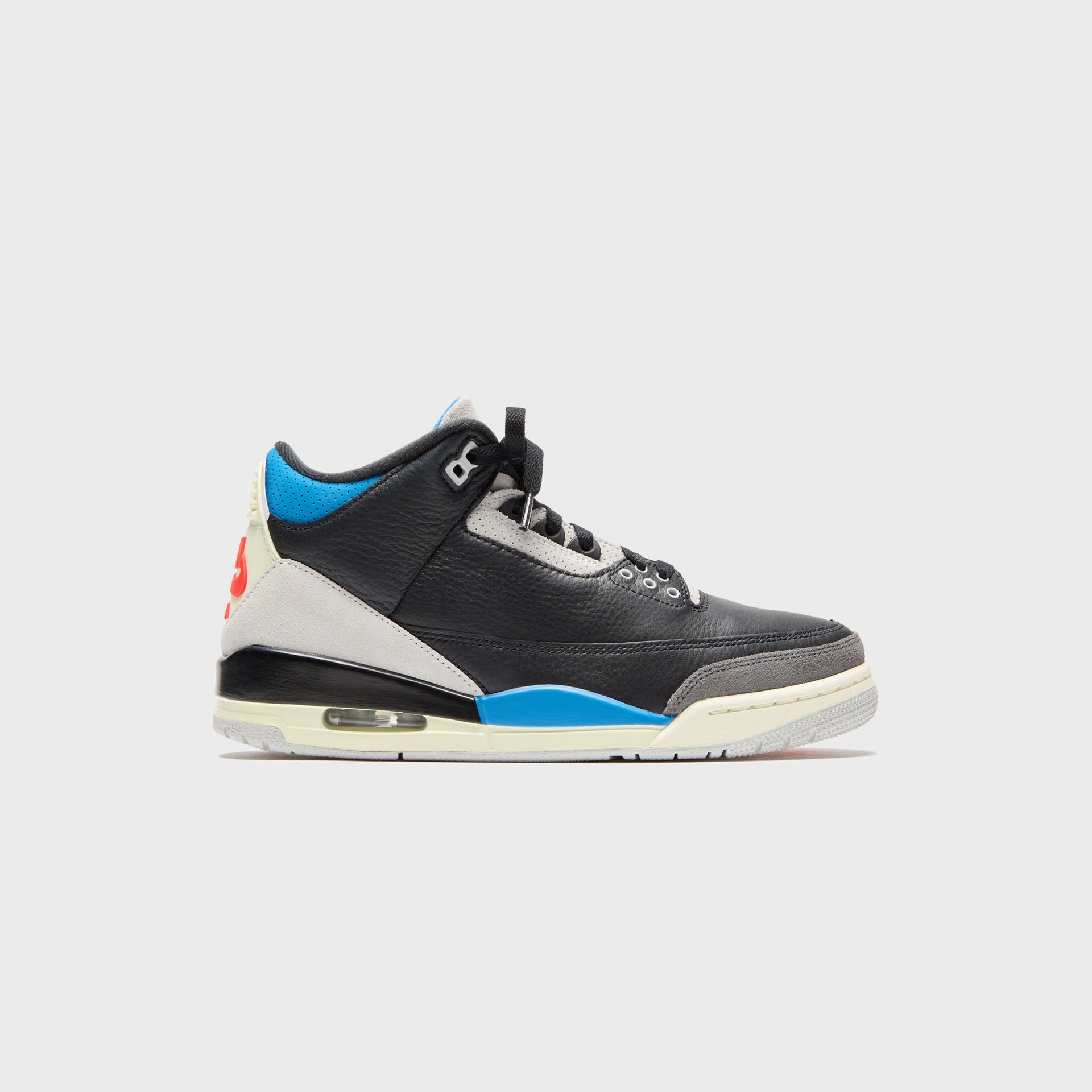 Jordan Air Jordan 3 Retro OG - Black / Chile Red / Neutral Grey / Military Blue / Coconut Milk