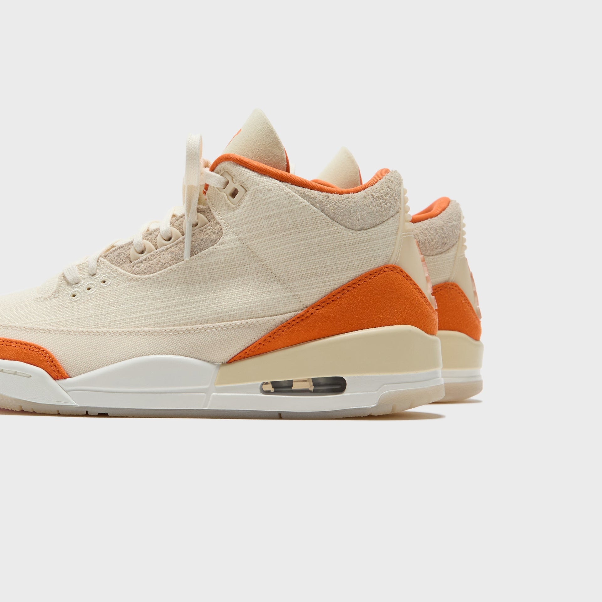 Jordan WMNS Air Jordan 3 - Fossil / Starfish / Sail