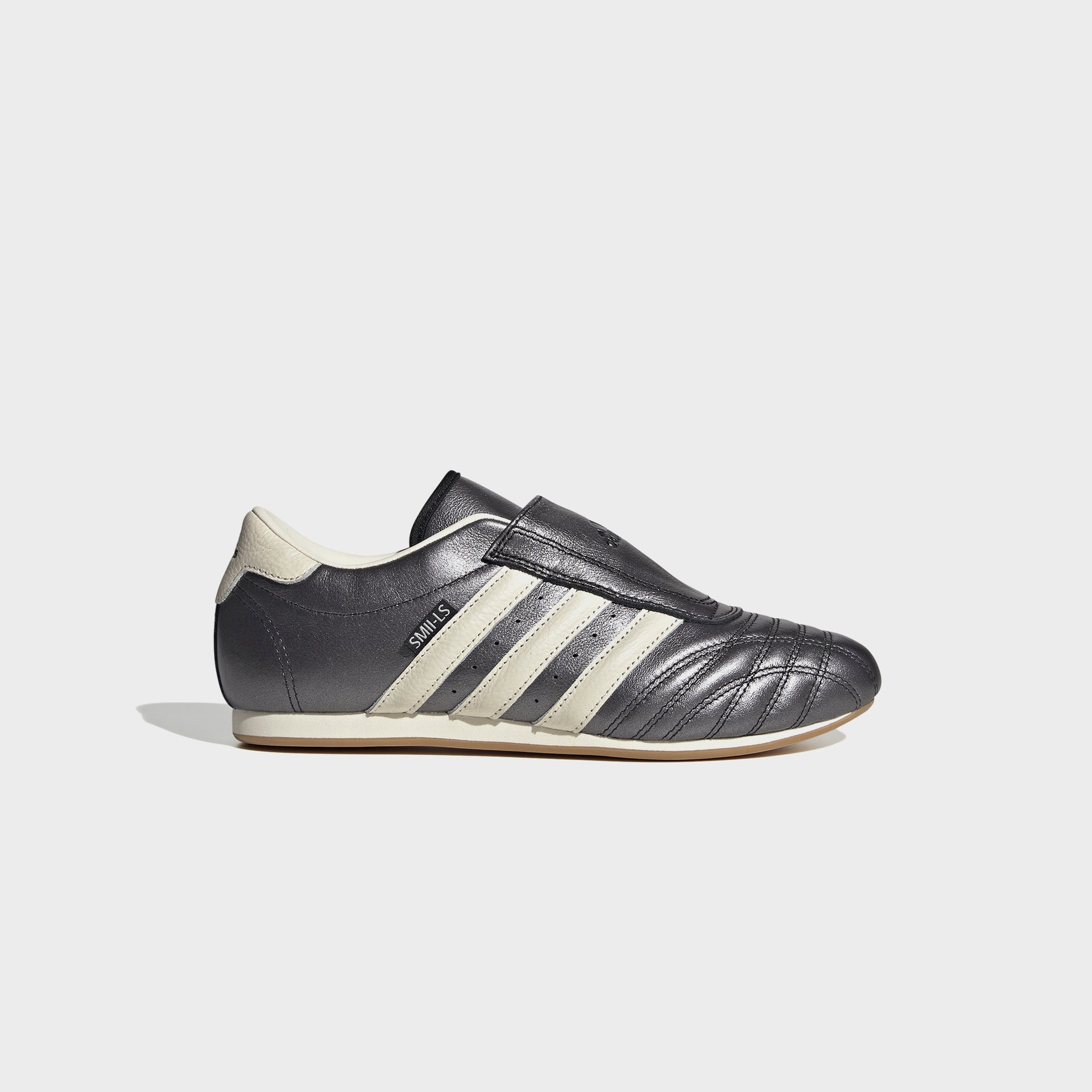 adidas WMNS Taekwondo - Core Black / Silver Metallic / Gum 3