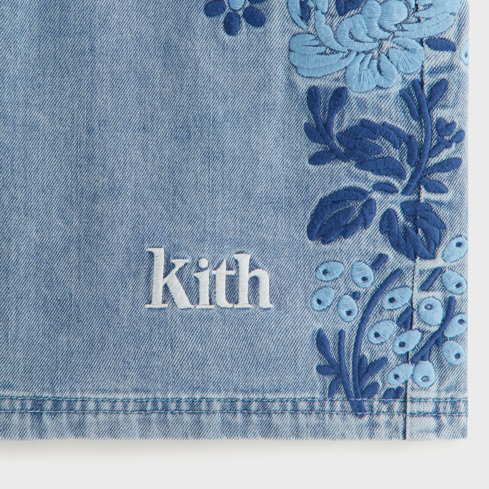 Kith Kids Floral Paisley Chambray Apollo Short in Kent Light Wash