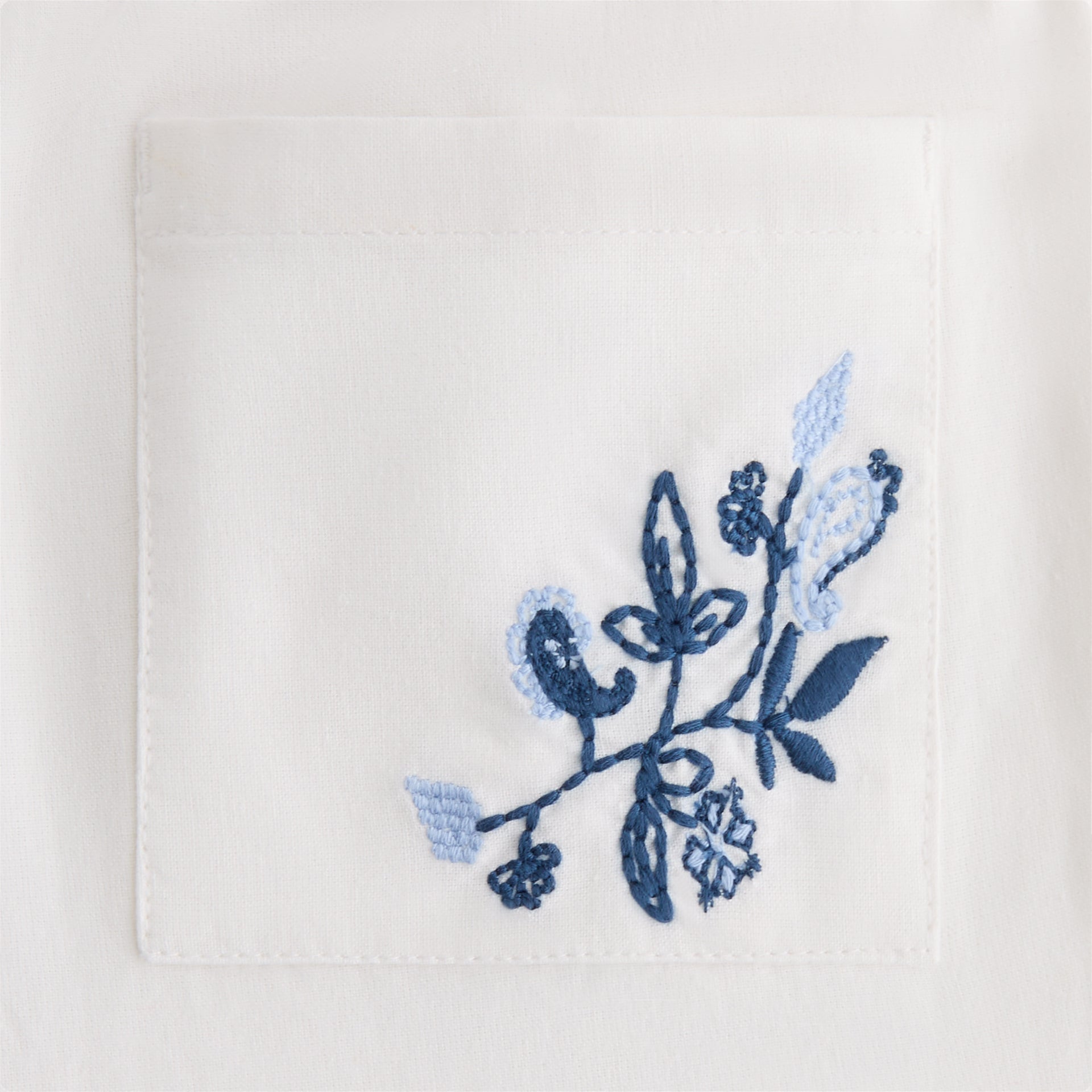 Kith Kids Novelty Embroidered Thompson Camp Short in White